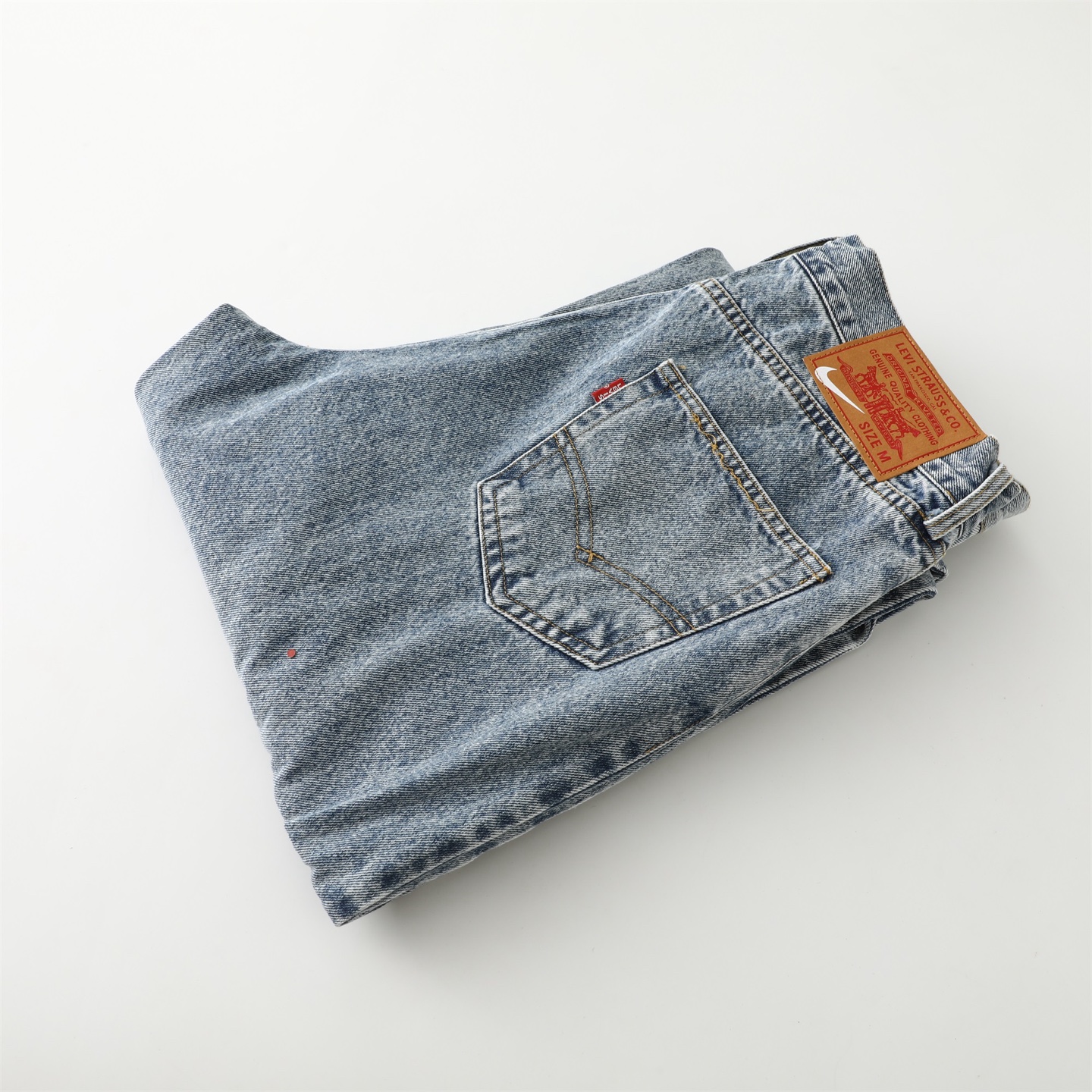 LEVI'S x Nike Baggy Jean "Light Indigo"（002TN-0000）
