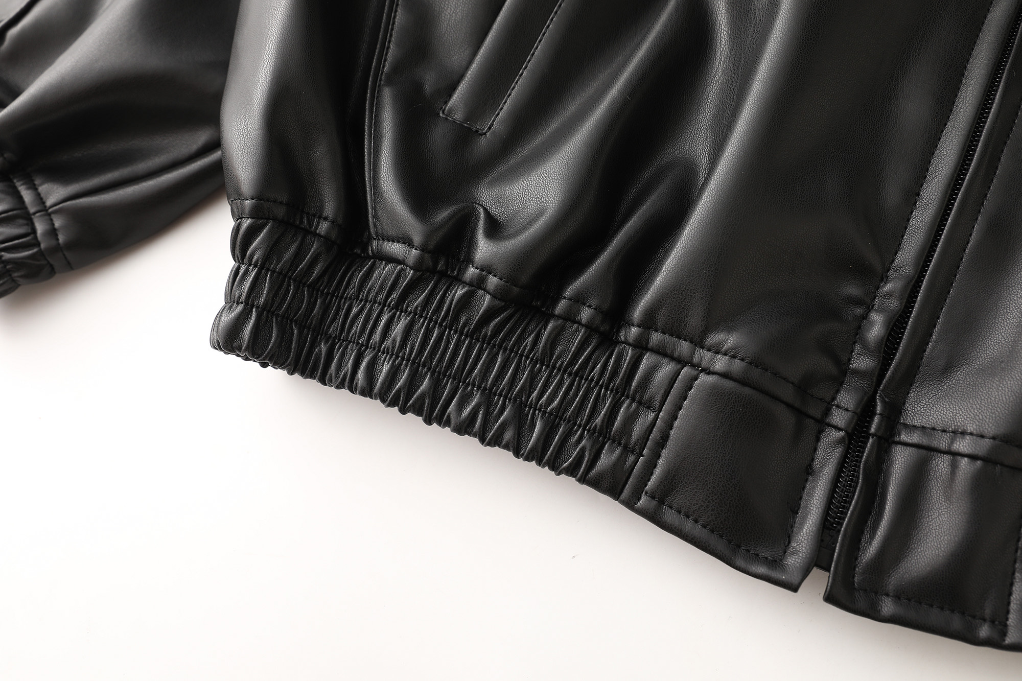 Supreme x Umbro Leather Track Jacket "Black"（SUP-FW25-024）