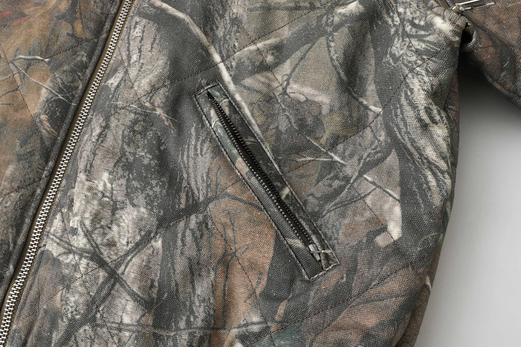 SupremeZip-Off Sleeve Quilted Bomber Jacket（SUP-FW25-068）