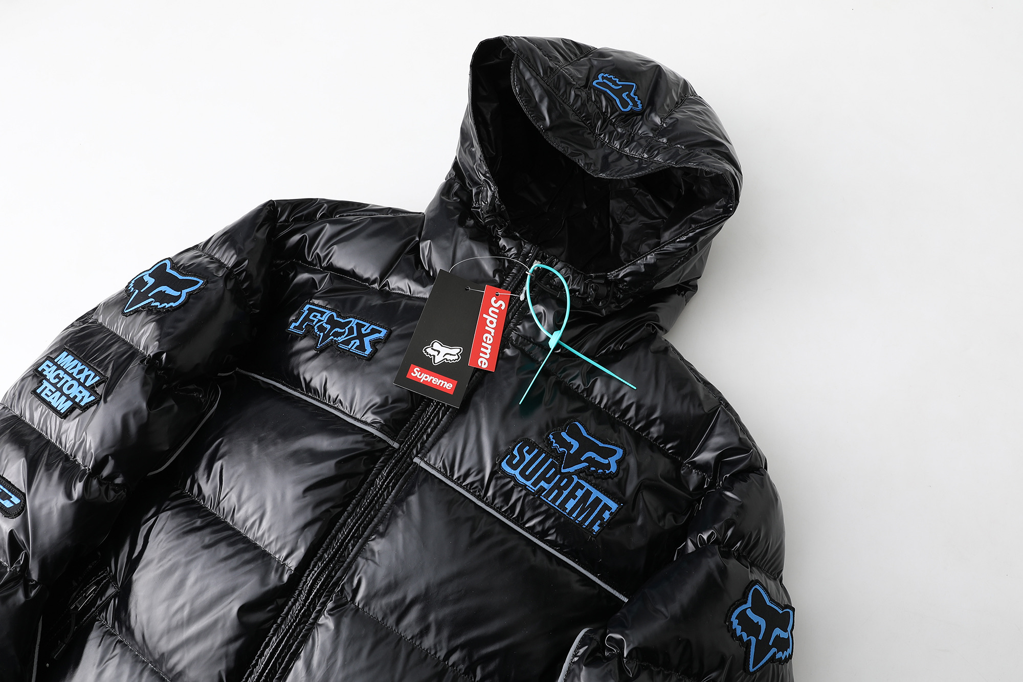 Supreme x Fox Racing Shiny Down Puffer Jacket（SUP-FW25-235）
