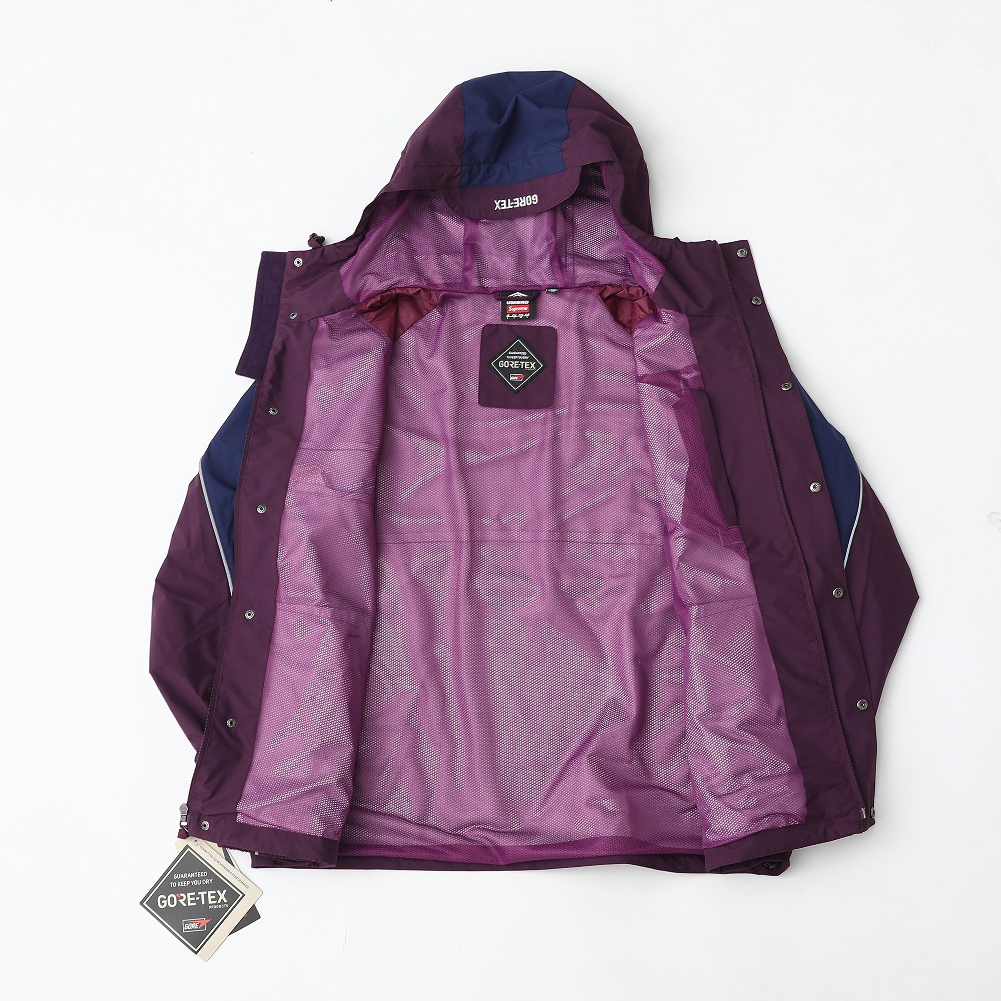 Supreme x Umbro GORE-TEX Hooded Jacket（SUP-SS25-057）