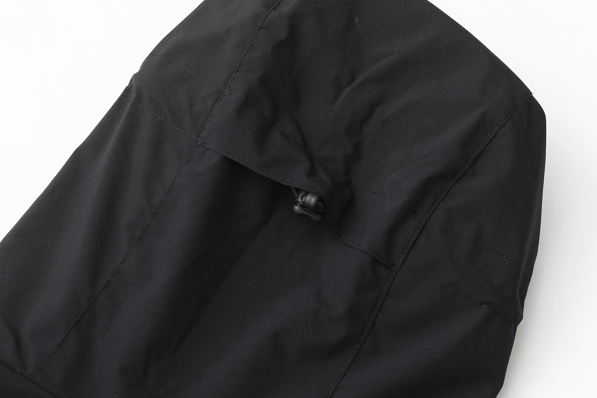 Supreme x Umbro GORE-TEX Hooded Jacket（SUP-SS25-057）