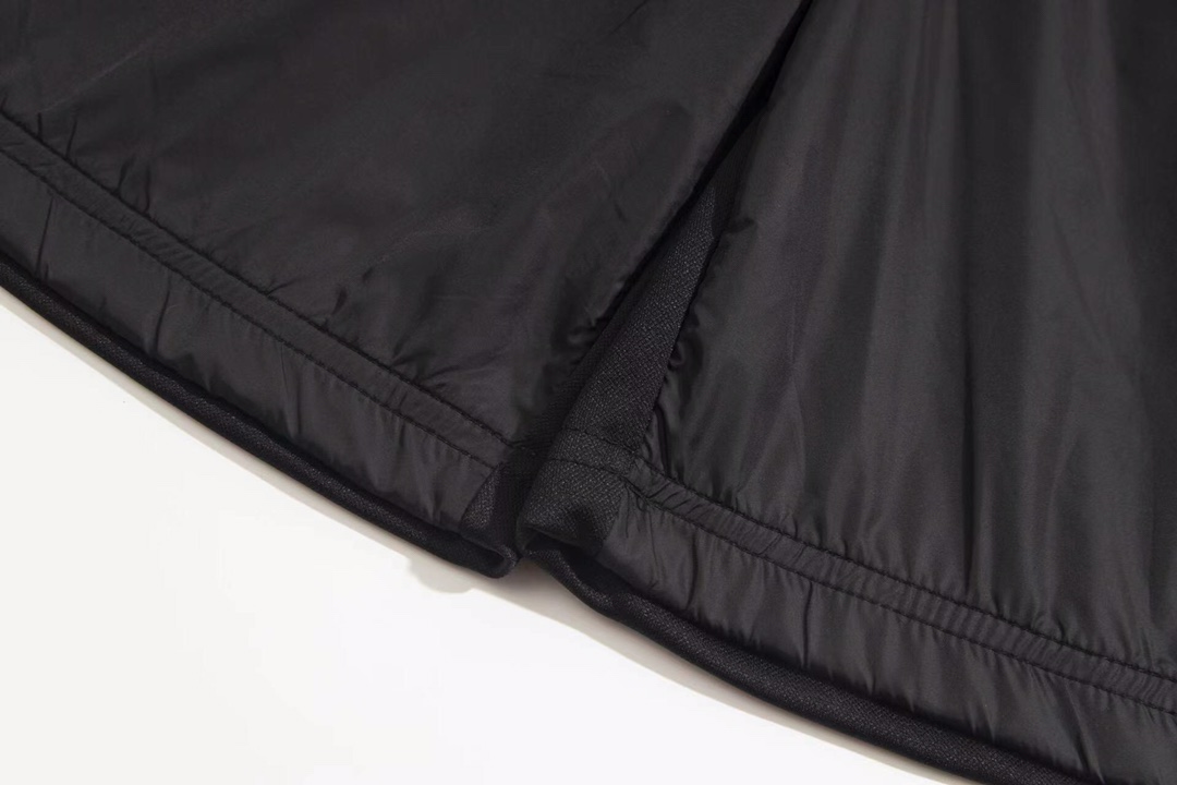 PRADA FW23 Casual Shorts（UJP234-1YR5-F0806-S-OOO）