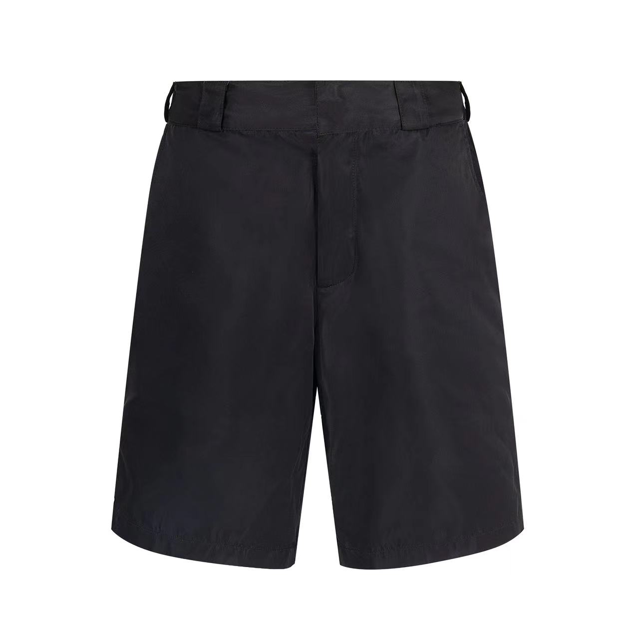Prada Logo bermuda shorts（22H768-I18-F0002-S-192）