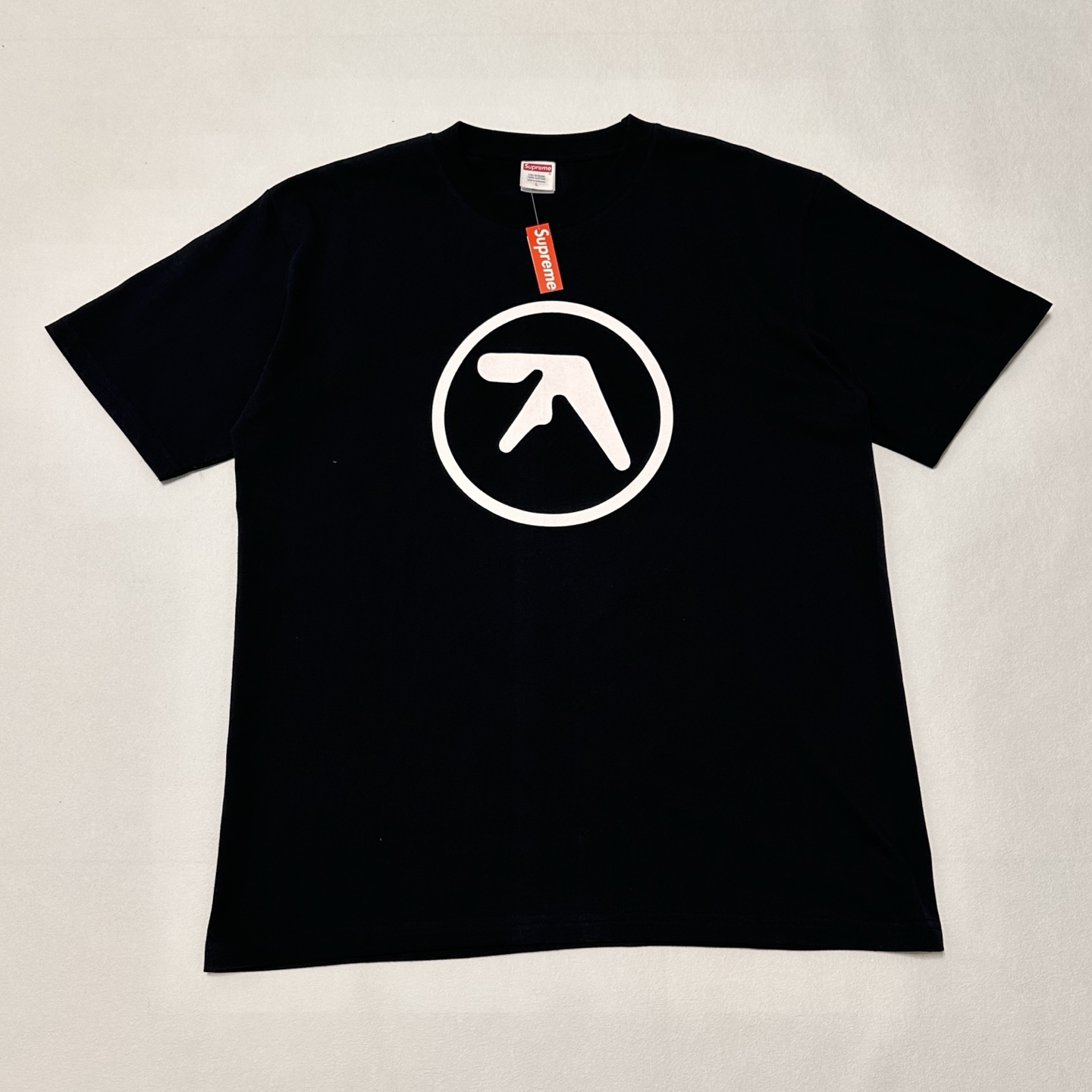 Supreme x Aphex Twin Ambient Works Tee "Black" (SUP-SS25-WEEK2-009）