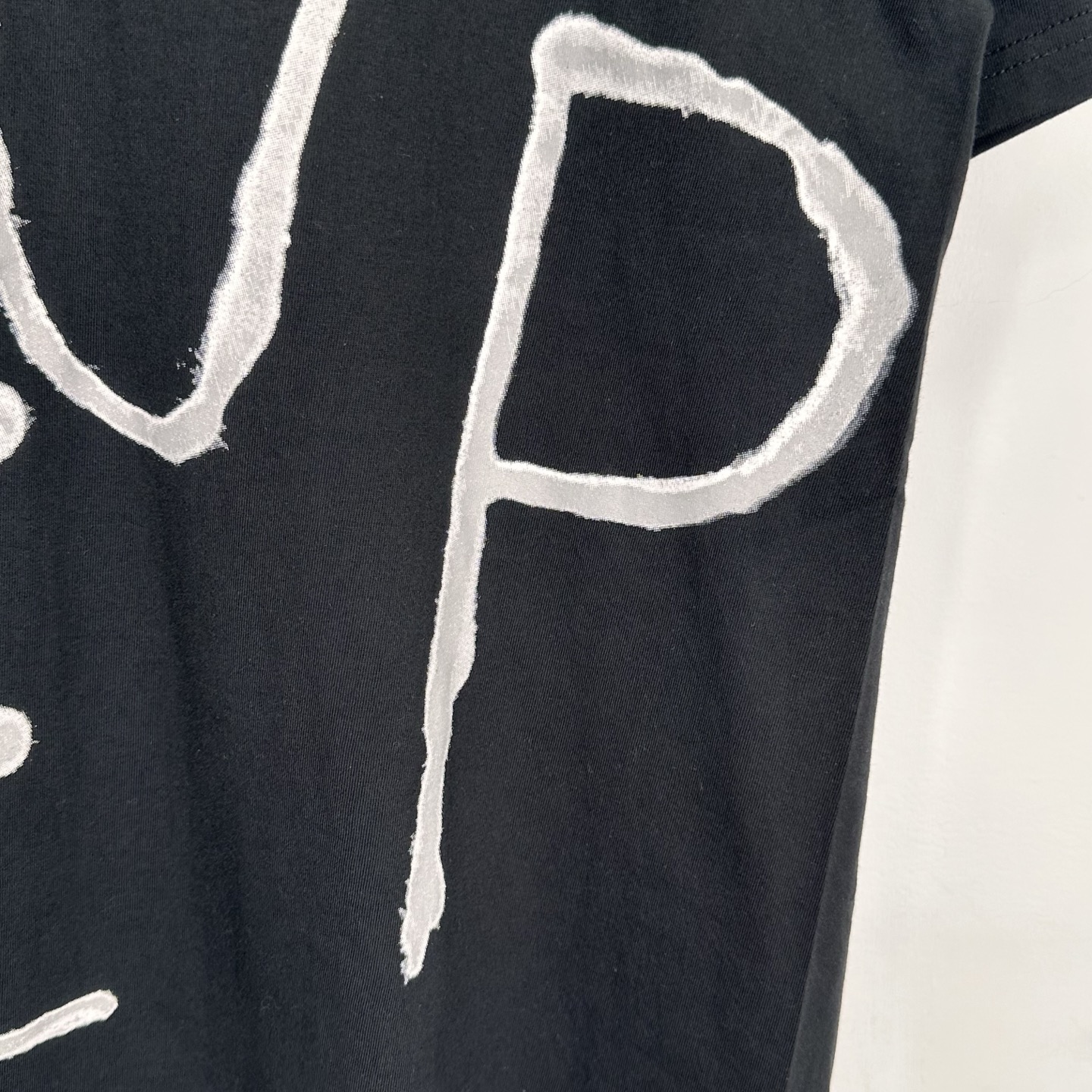 Supreme Painted Tee White（SUP-SS25-241）