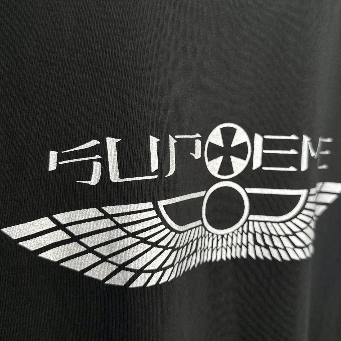 Supreme Wings Tee（SUP-SS25-244）