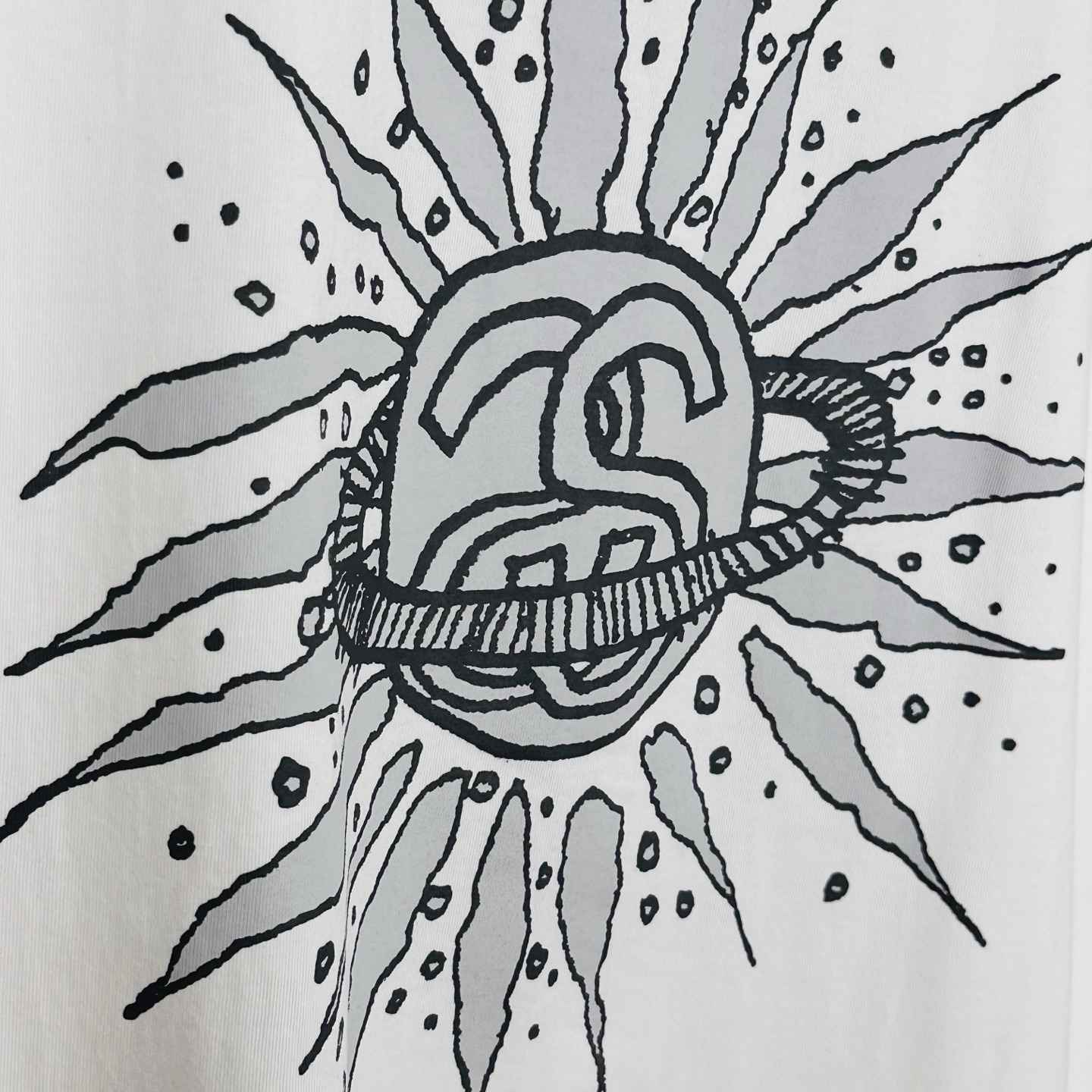 STUSSY  LOOK BEYOND TEE PIGMENT DYED（1905111）