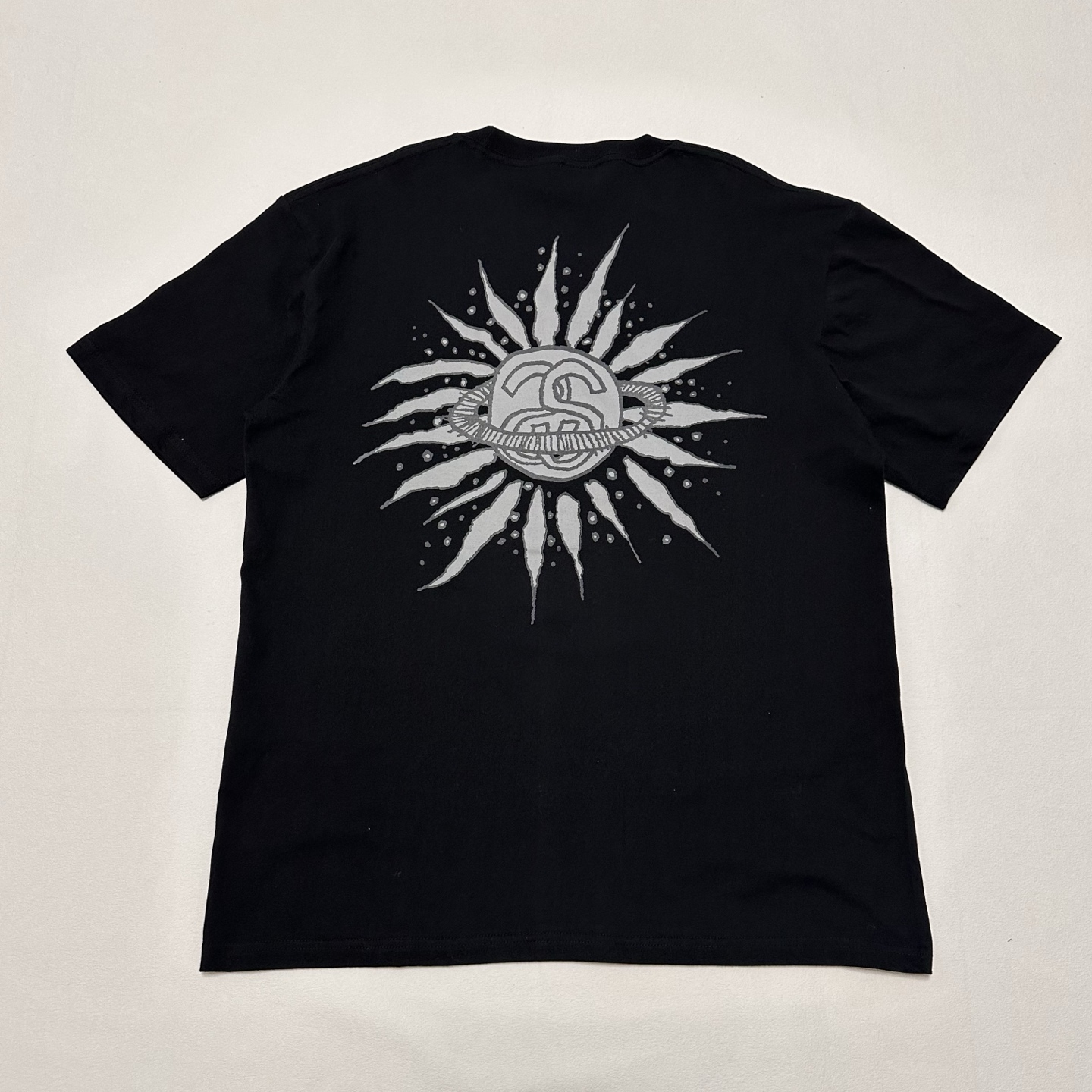 STUSSY  LOOK BEYOND TEE PIGMENT DYED（1905111）