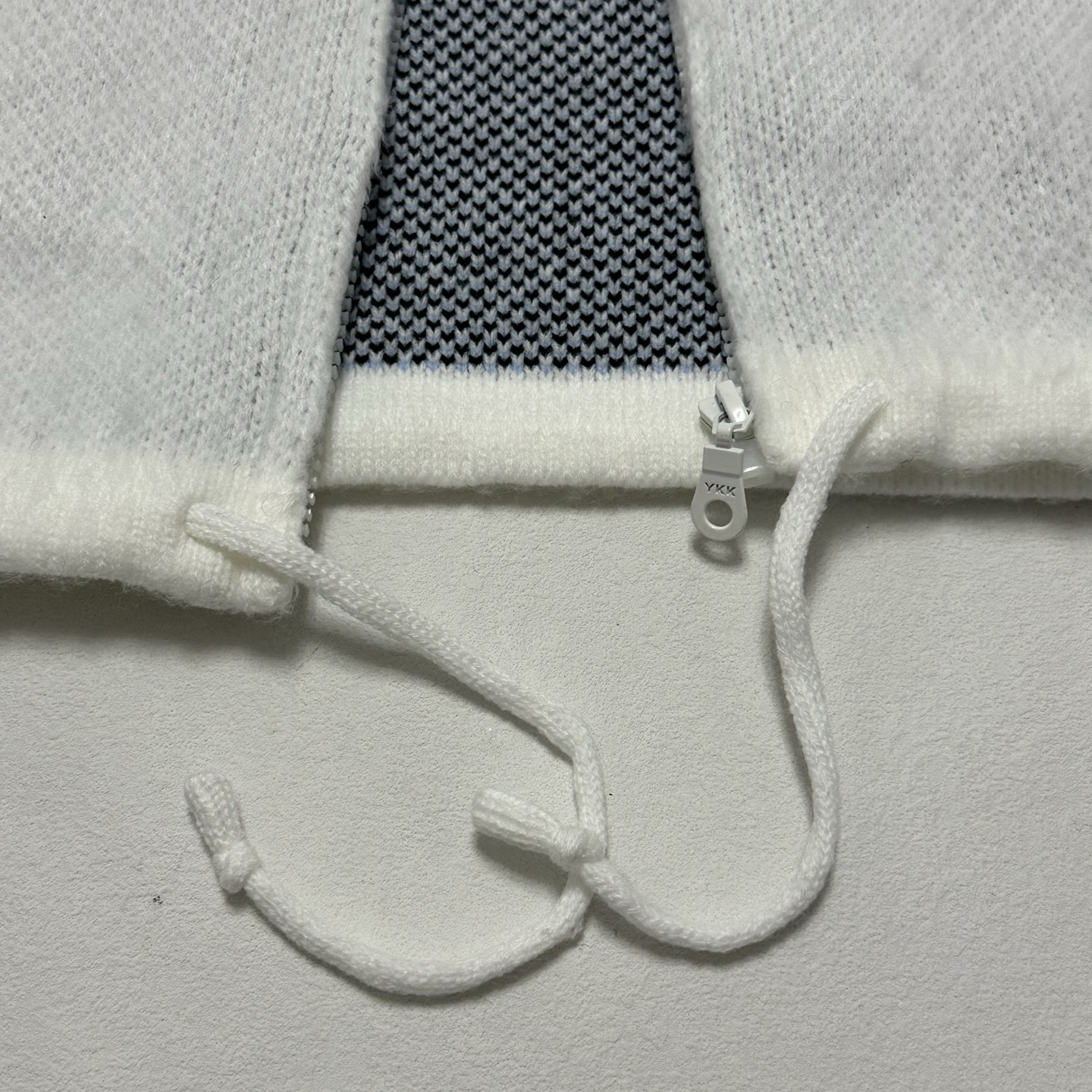 Supreme Chicago White Sox Zip Up Hooded Sweater "Black"（SUP-FW25-037）