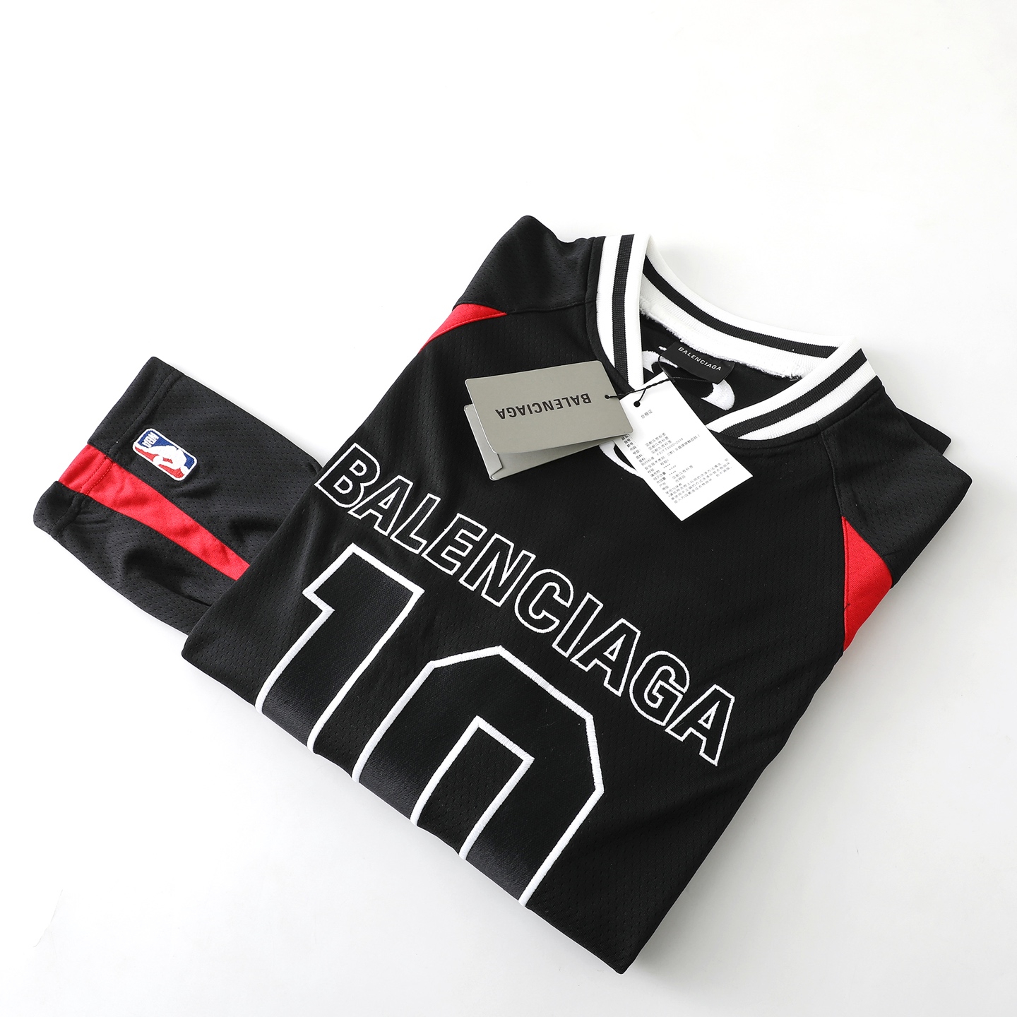 Balenciaga | NBA Collaboration Oversized Long-Sleeve T-Shirt(864877TTVW11060）