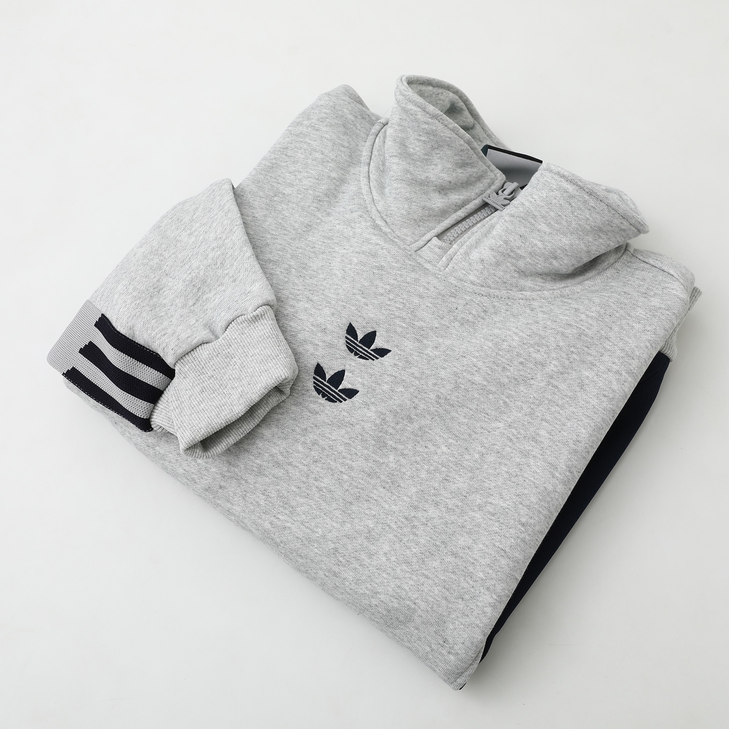adidas Grey CHAVARRIA WATSONVILLE MOCK NECK Jumper(KD1803）