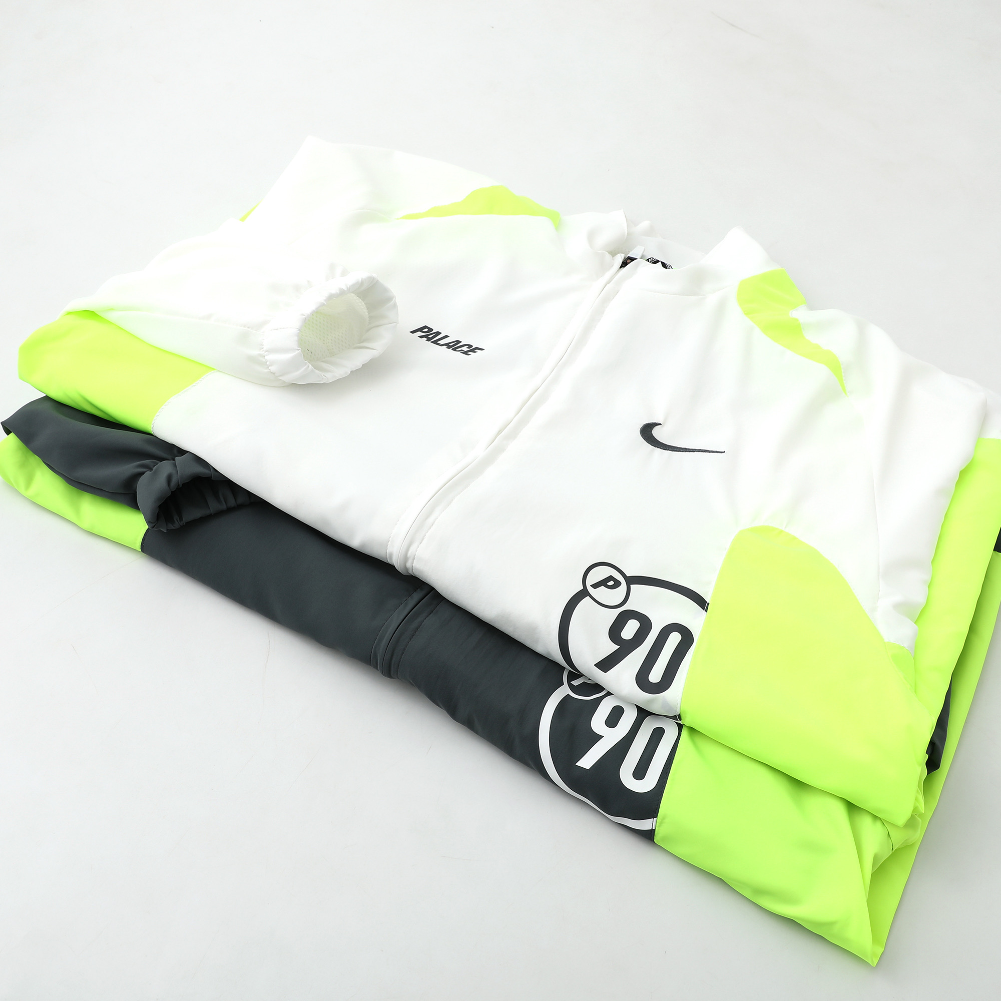 Palace x Nike Total P90 Track Jacket 'Grey'（P29NJK002）