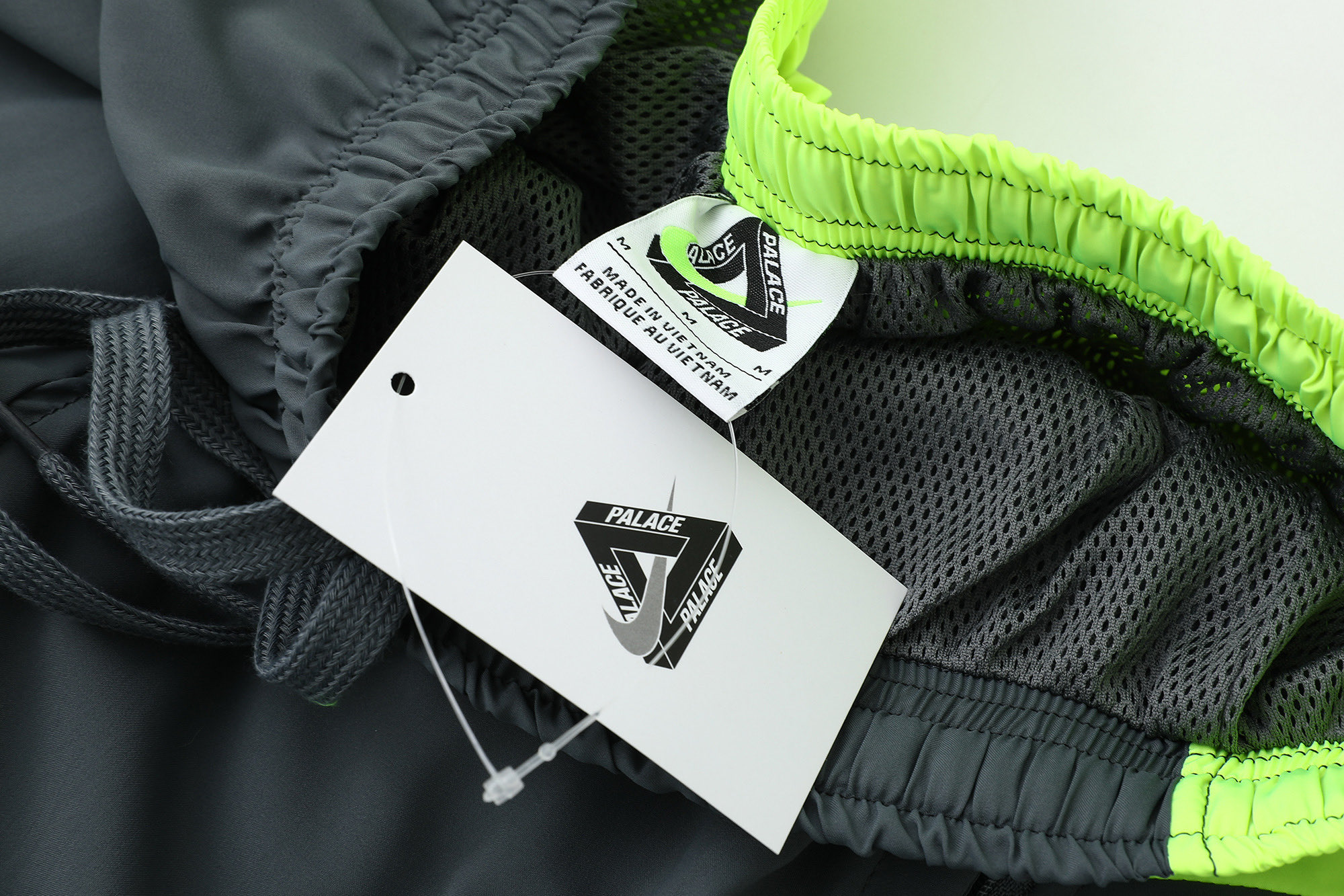 Palace x Nike Total P90 Track Bottom 'Grey'（P29NJG002）