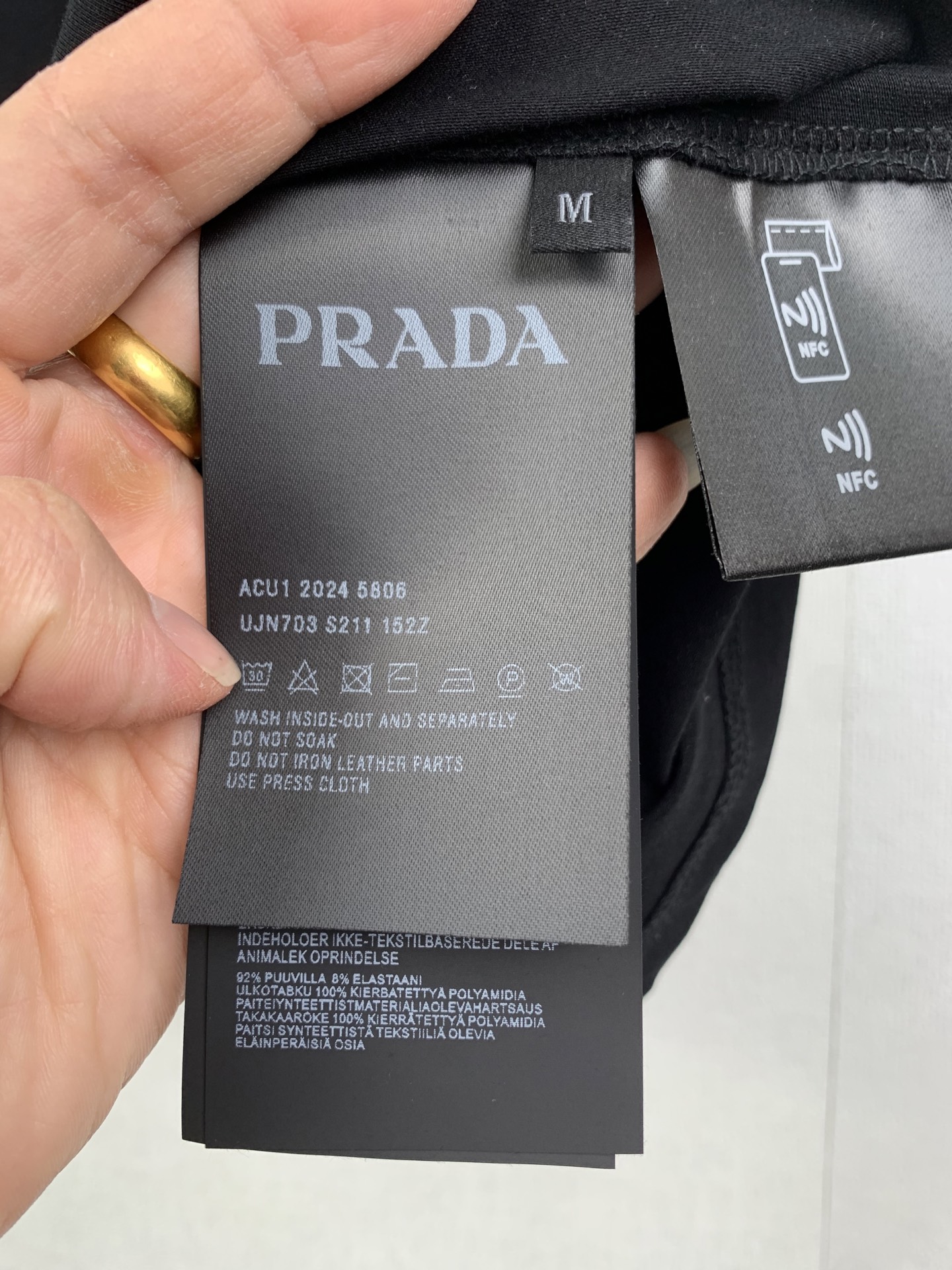 PRADA Nylon Pocket Re-Nylon Stretch Cotton Polo Shirt (UJN703-1YED-F0N40-S-211）