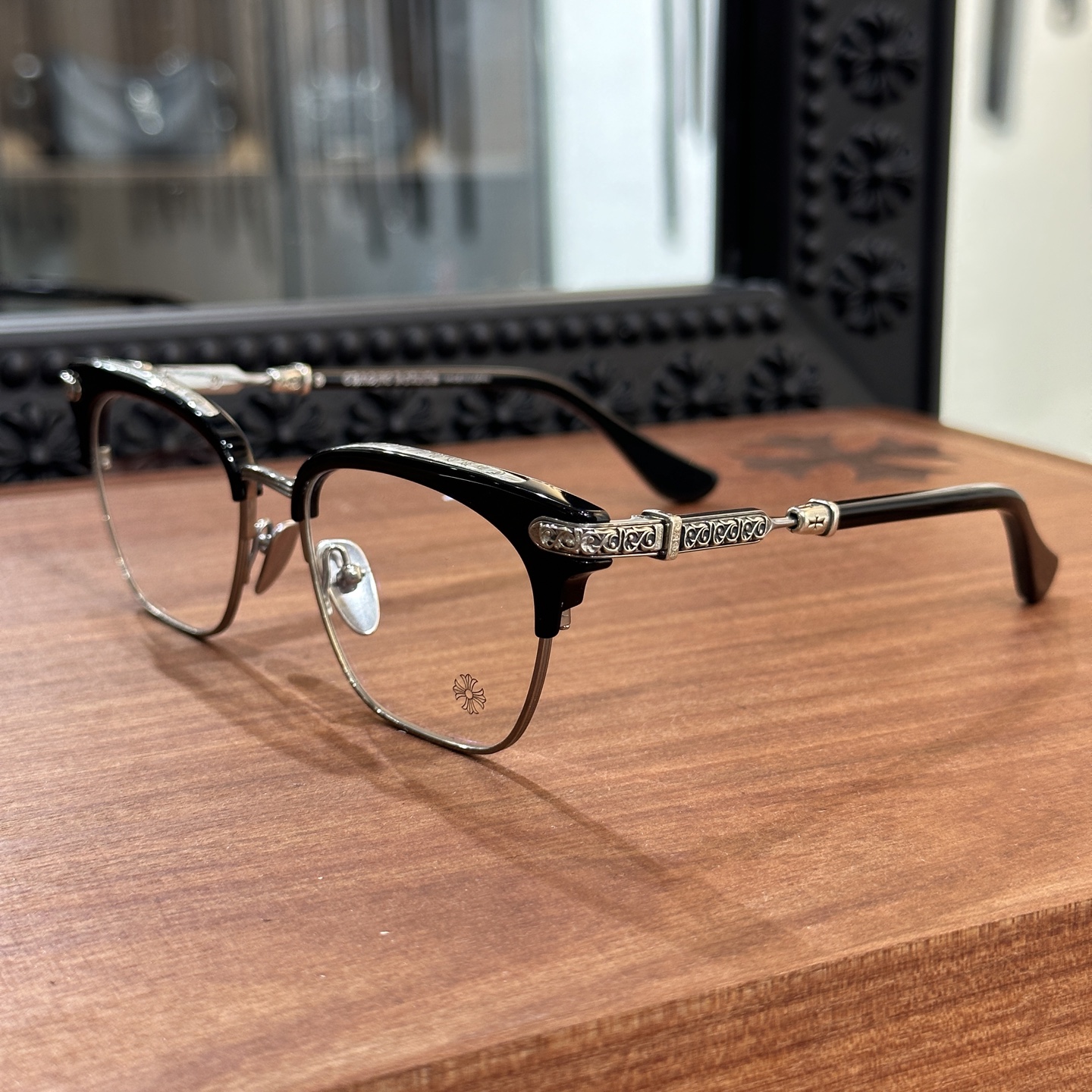 Chrome Hearts brand VERTICAL SMILE II/Side Eternity Vine eyeglasses(CHROME HEARTS 424)