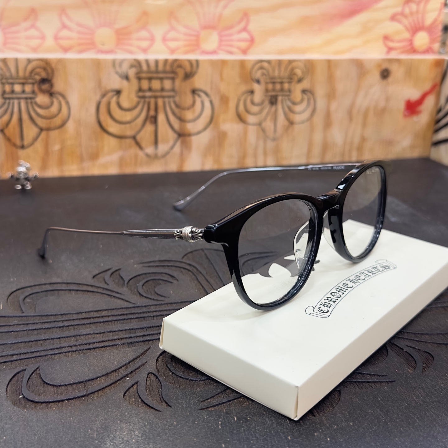 Chrome Hearts JEJE SPOT Floral Cross Glasses (CHROME HEARTS 416)