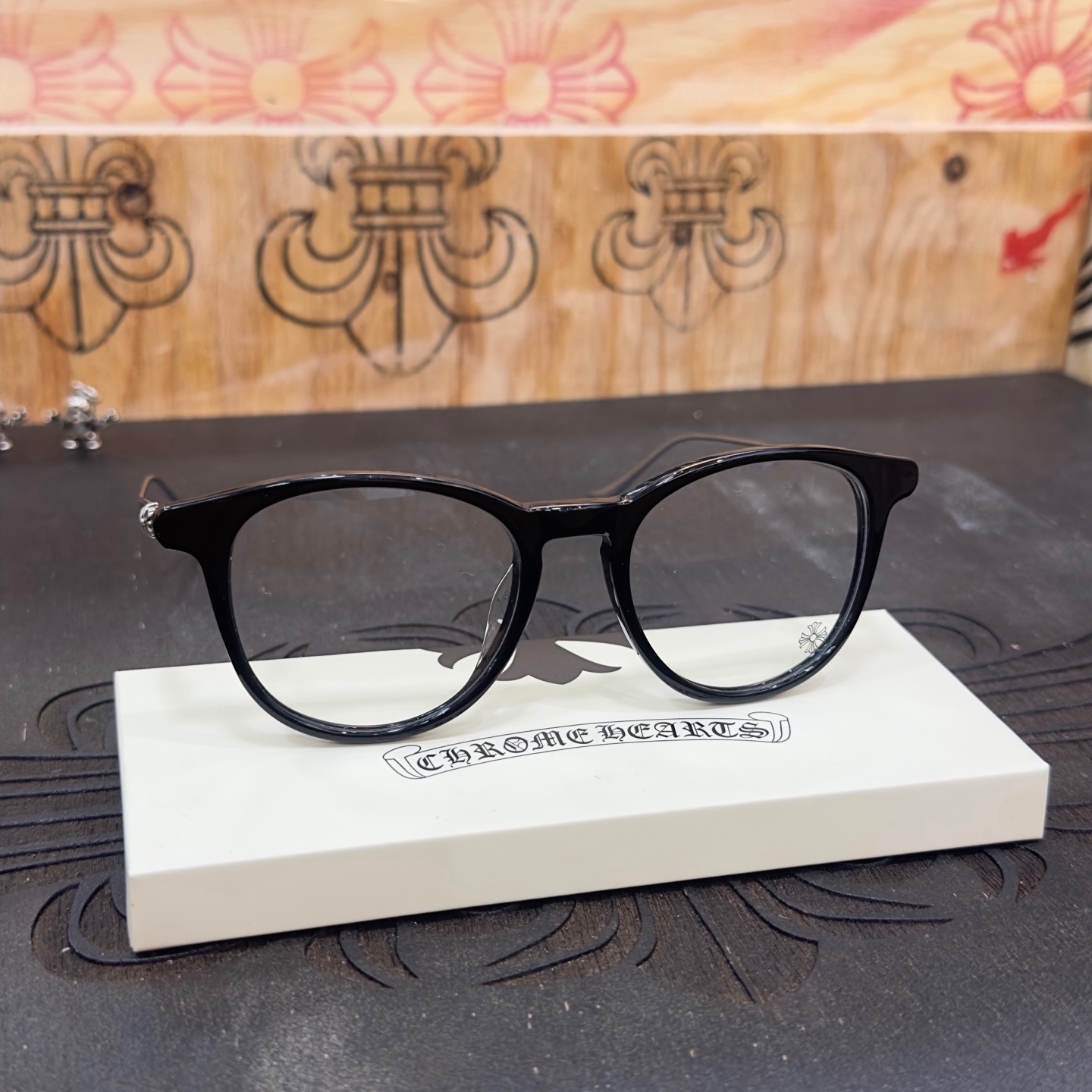 Chrome Hearts JEJE SPOT Floral Cross Glasses (CHROME HEARTS 416)