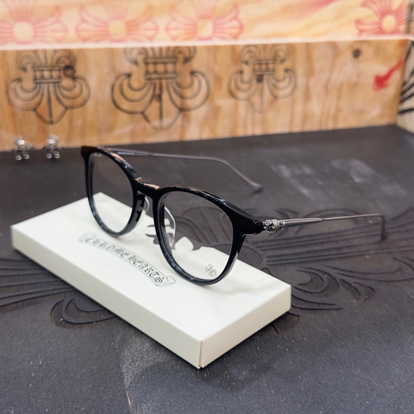 Chrome Hearts JEJE SPOT Floral Cross Glasses (CHROME HEARTS 416)