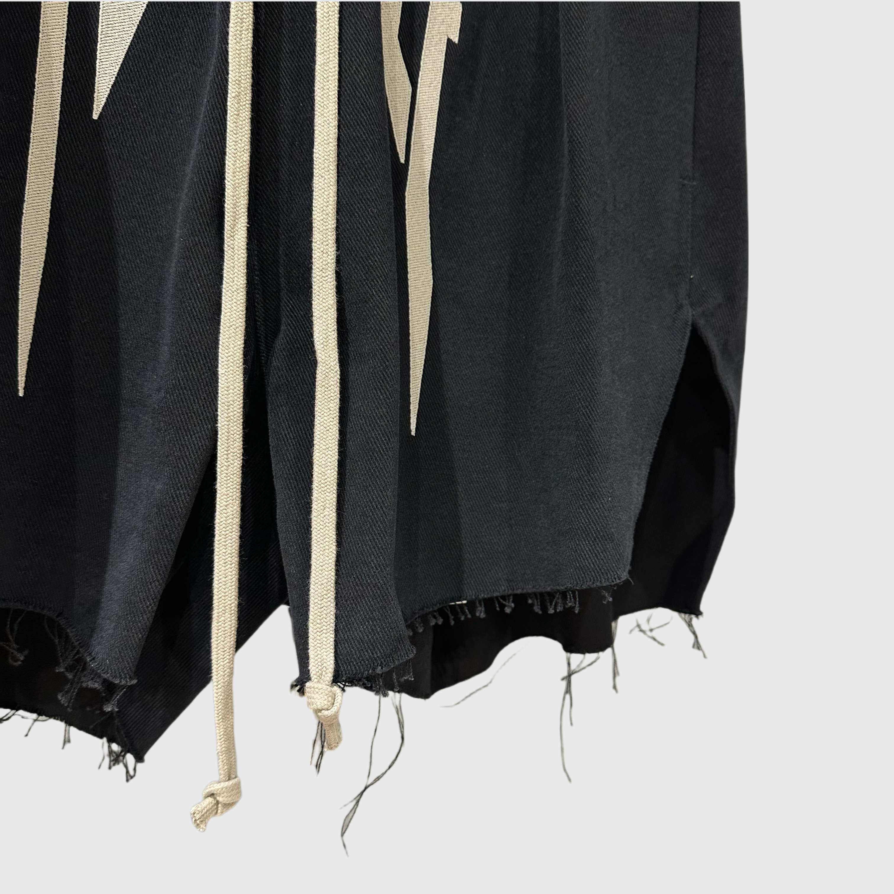 RICK OWENS Motif embroidered Track Shorts（RR02D6304TEEM7-0908）