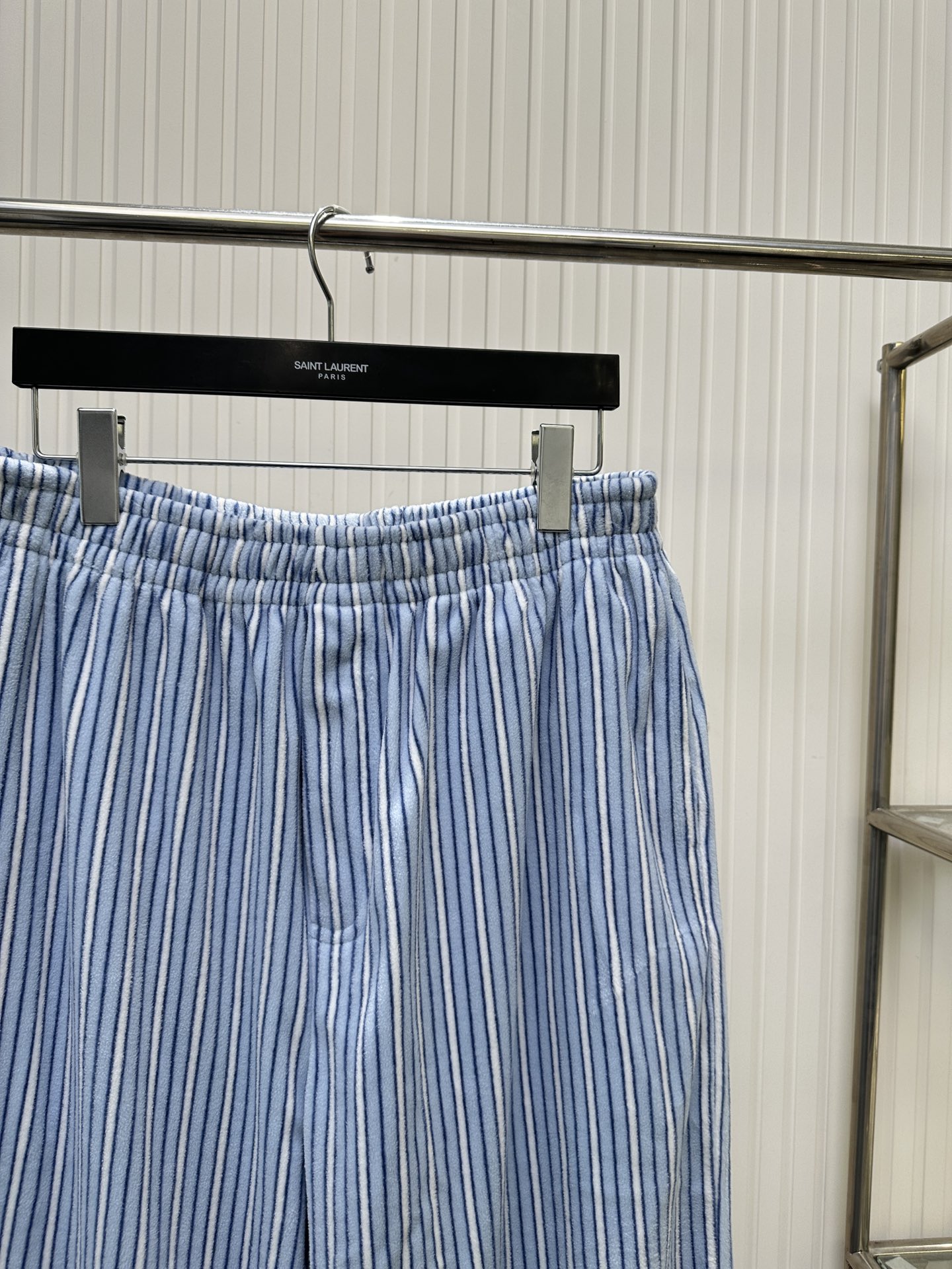 BALENCIAGA Large Pyjama Pants Striped Light Fleece "Light Blue/White/Dark Blue"（803403TQLF24202）