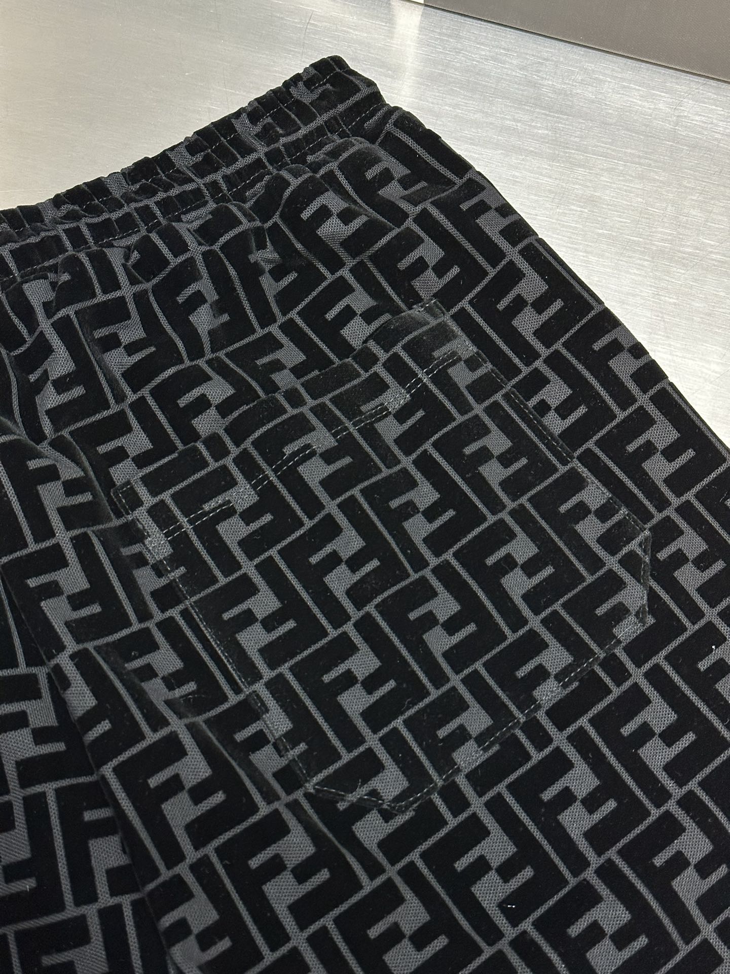 Fendi Bermudas Cotton Black（FB0689A7D5F0ABB）