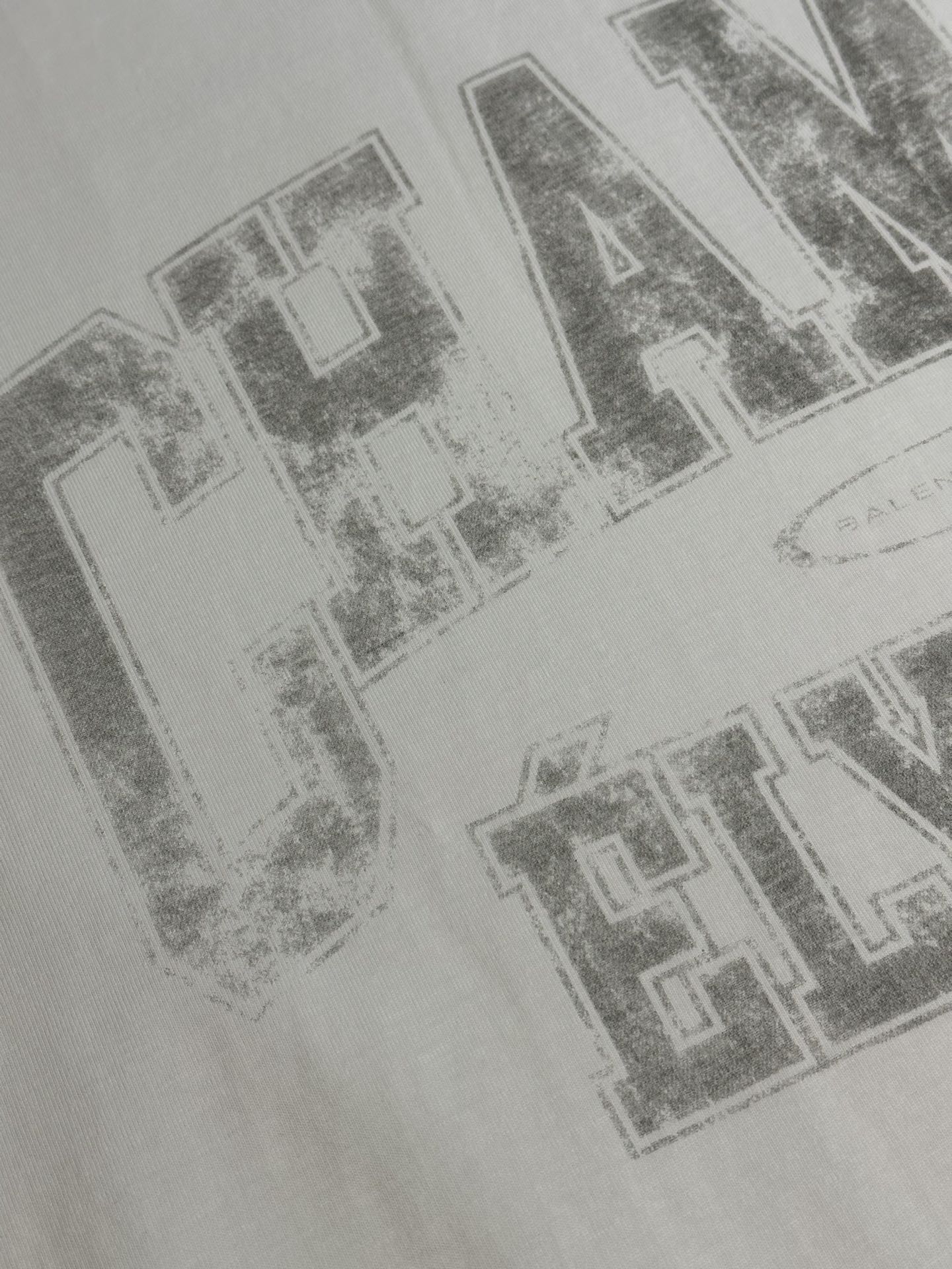 BALENCIAGA Champs-Elysees T-Shirt Oversized in Vintage Jersey "Off White"（787349TRVN19016）