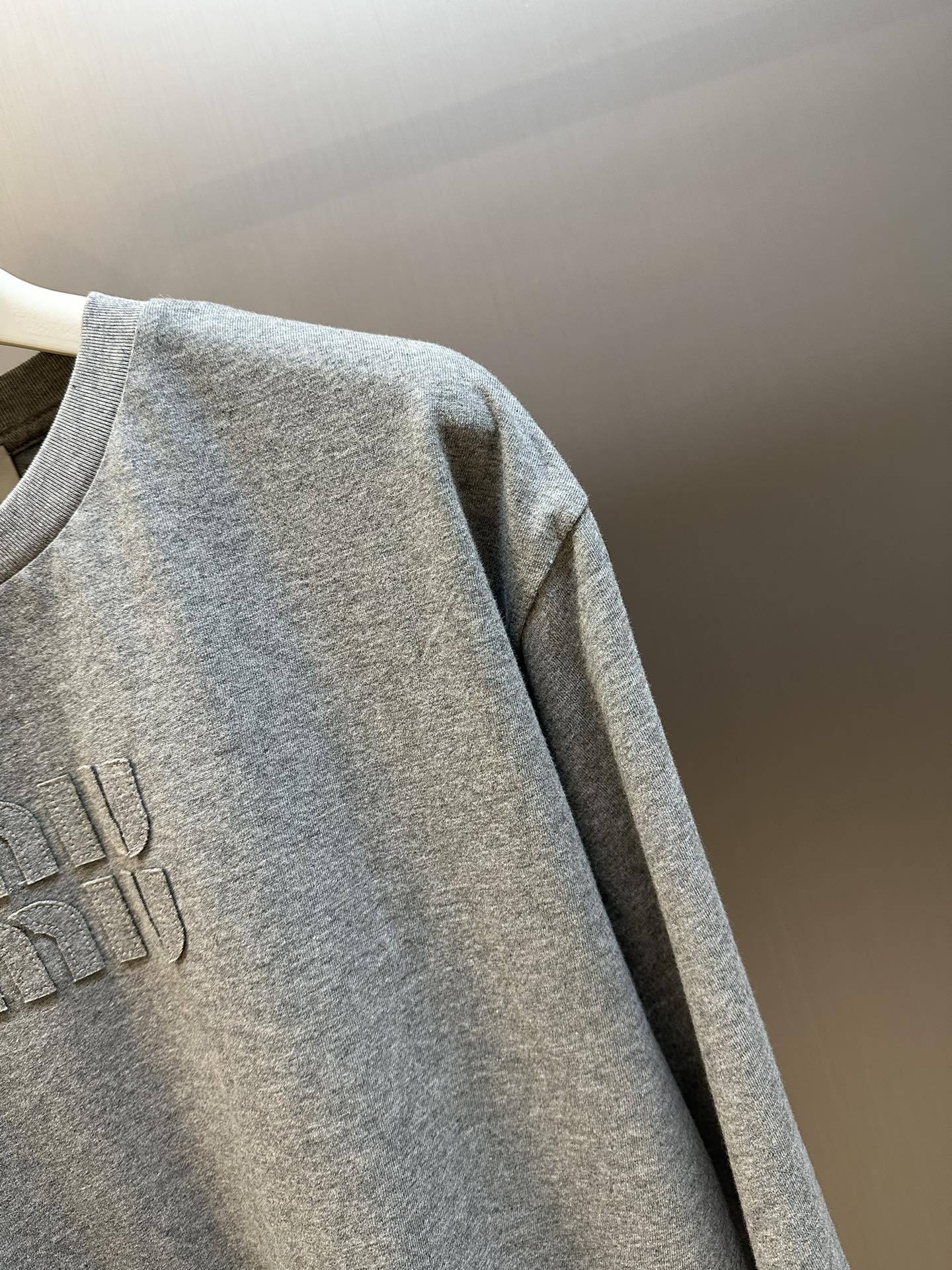 MiuMiu White Cotton T-shirt With Embroidered Logo （MJL862-1YXT-F0009-S-232）