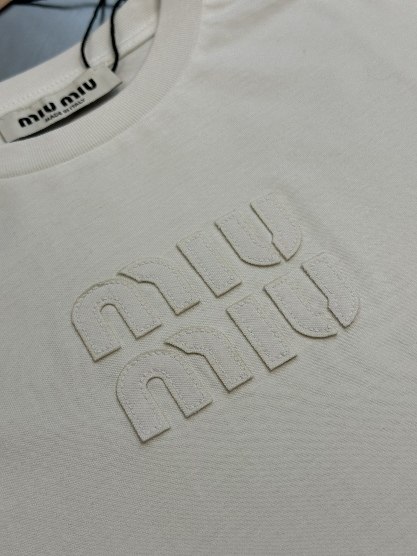 MiuMiu White Cotton T-shirt With Embroidered Logo （MJL862-1YXT-F0009-S-232）