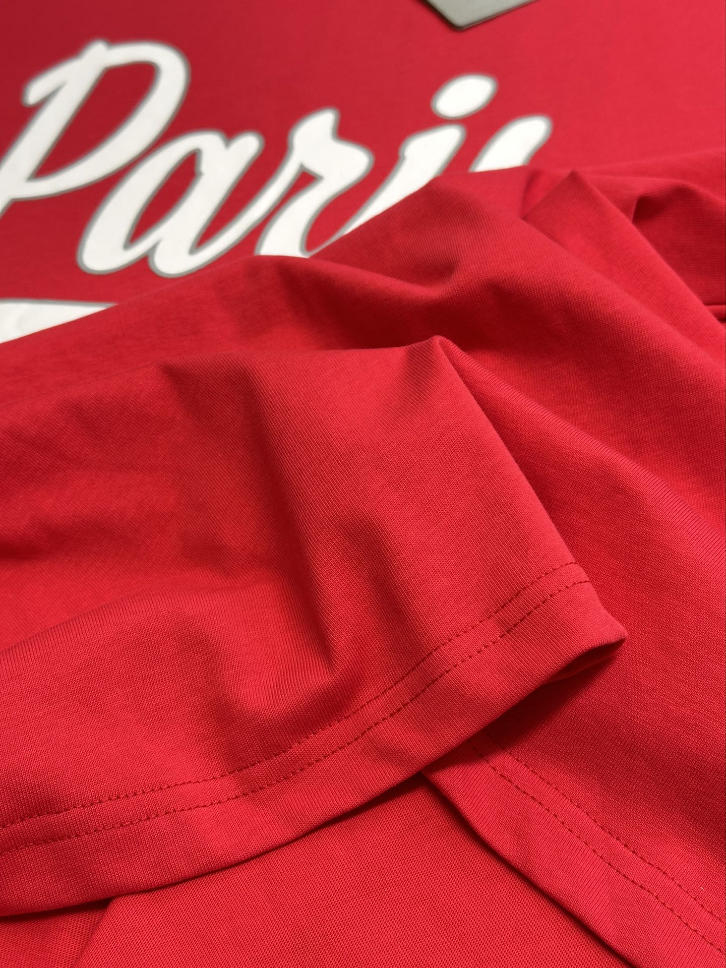 BALENCIAGA Enjoy Paris T-Shirt Oversized in Vintage Jersey "Faded Red" (787349TRVM16303）