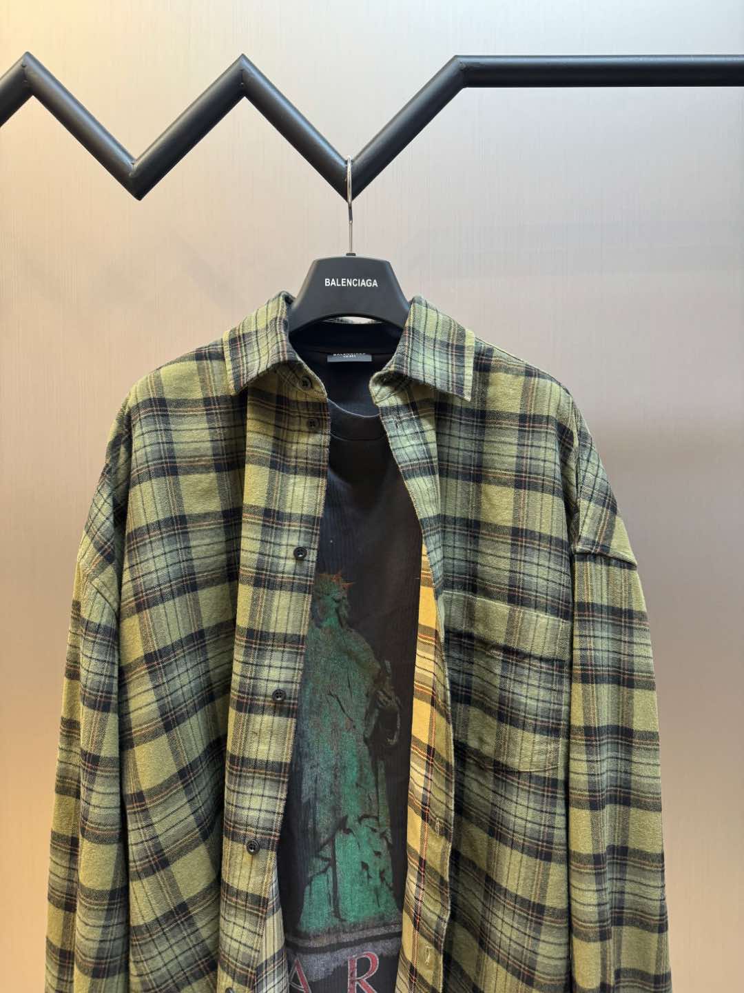 BALENCIAGA Paris Liberty Layered Shirt (794656TQM202880）