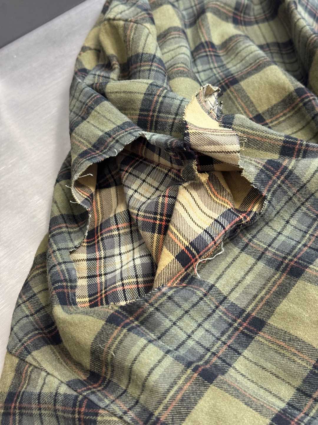 BALENCIAGA Paris Liberty Layered Shirt (794656TQM202880）