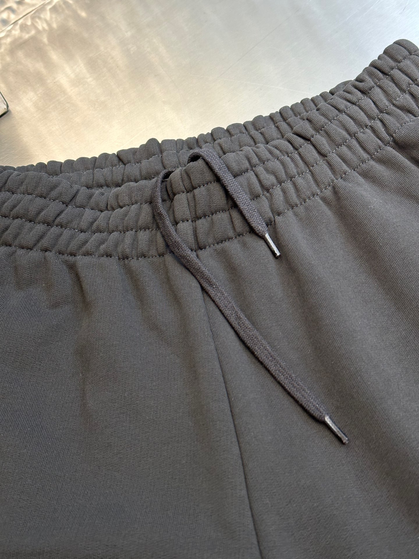 BALENCIAGA Men's Basketball Series - Baggy Sweatpants in Black (803266TRVW81055）