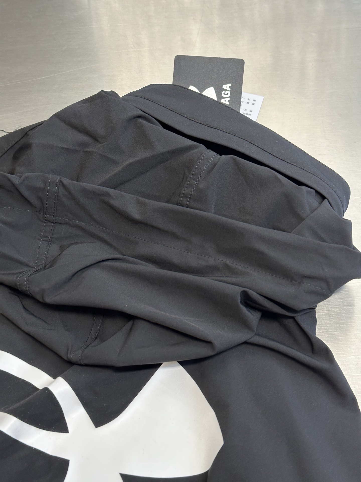 BALENCIAGA Windbreaker Giacca Vento x Under Armour（814126TQO351000）