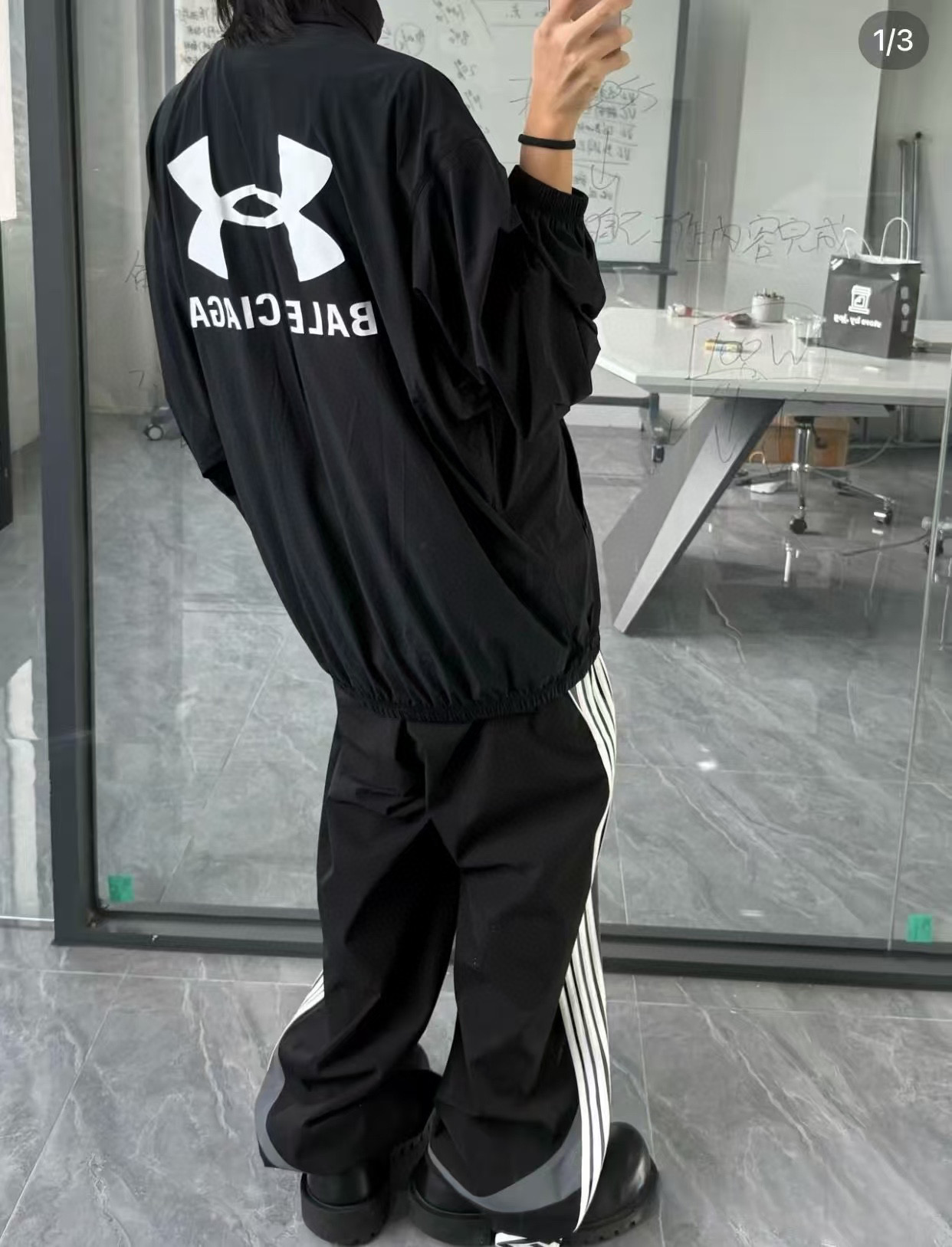 BALENCIAGA Windbreaker Giacca Vento x Under Armour（814126TQO351000）