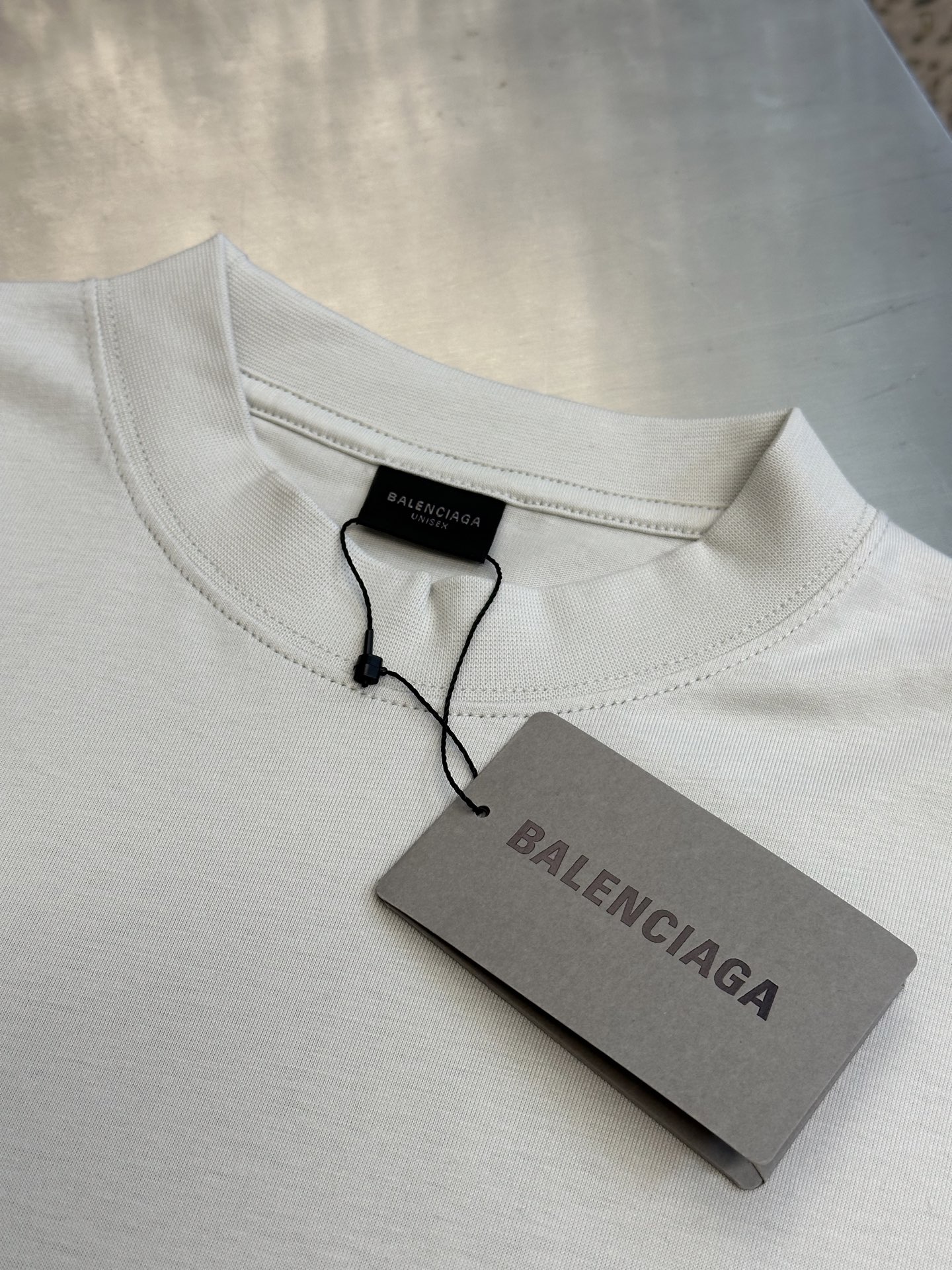  BALENCIAGAKnife Pump T-shirt Small Fit in Dirty White（809122TSVN49012）