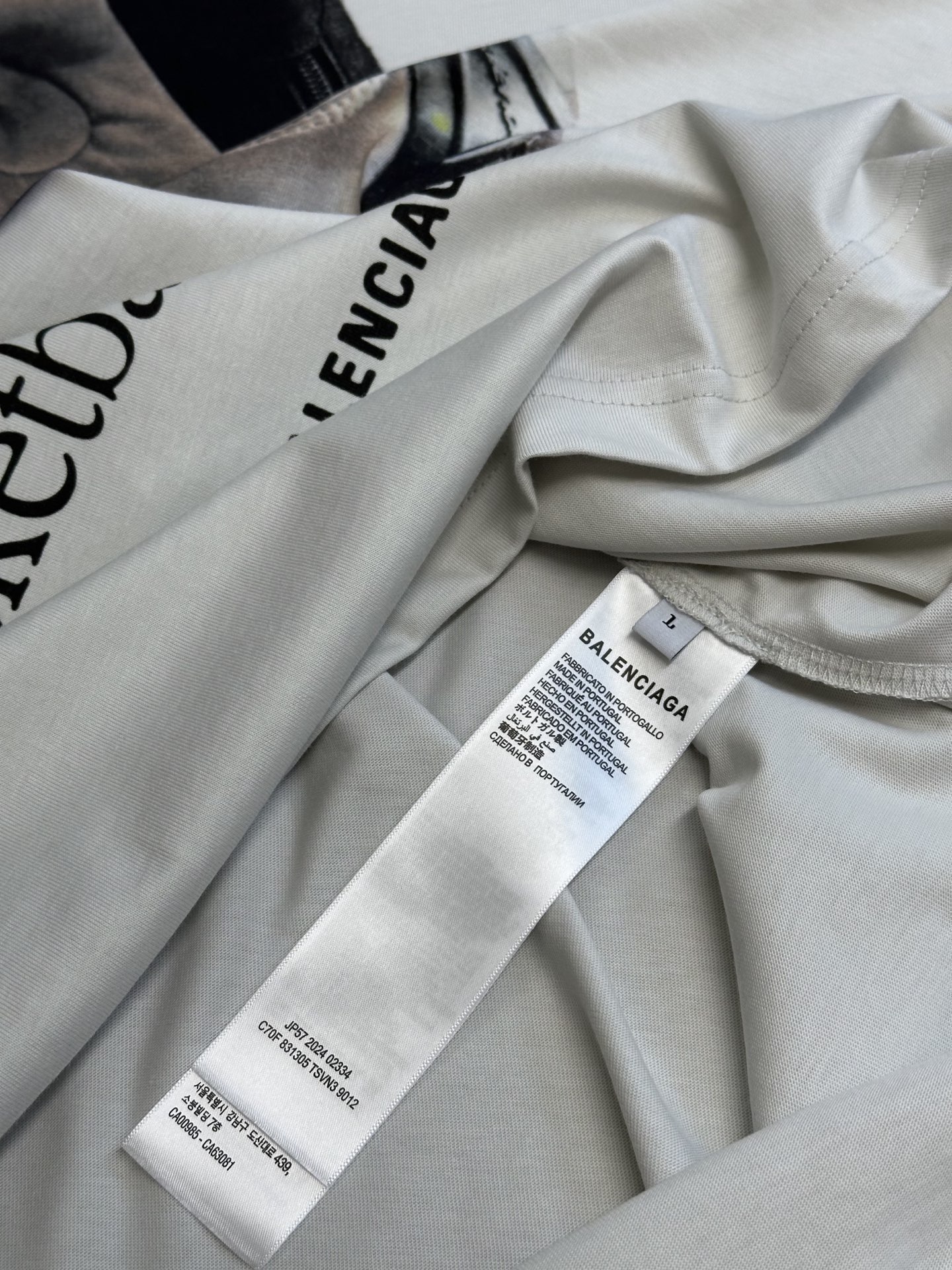 BALENCIAGA Men's Basketball Sneaker T-Shirt Oversized "Dirty Effect White"（831305TSVN39012）