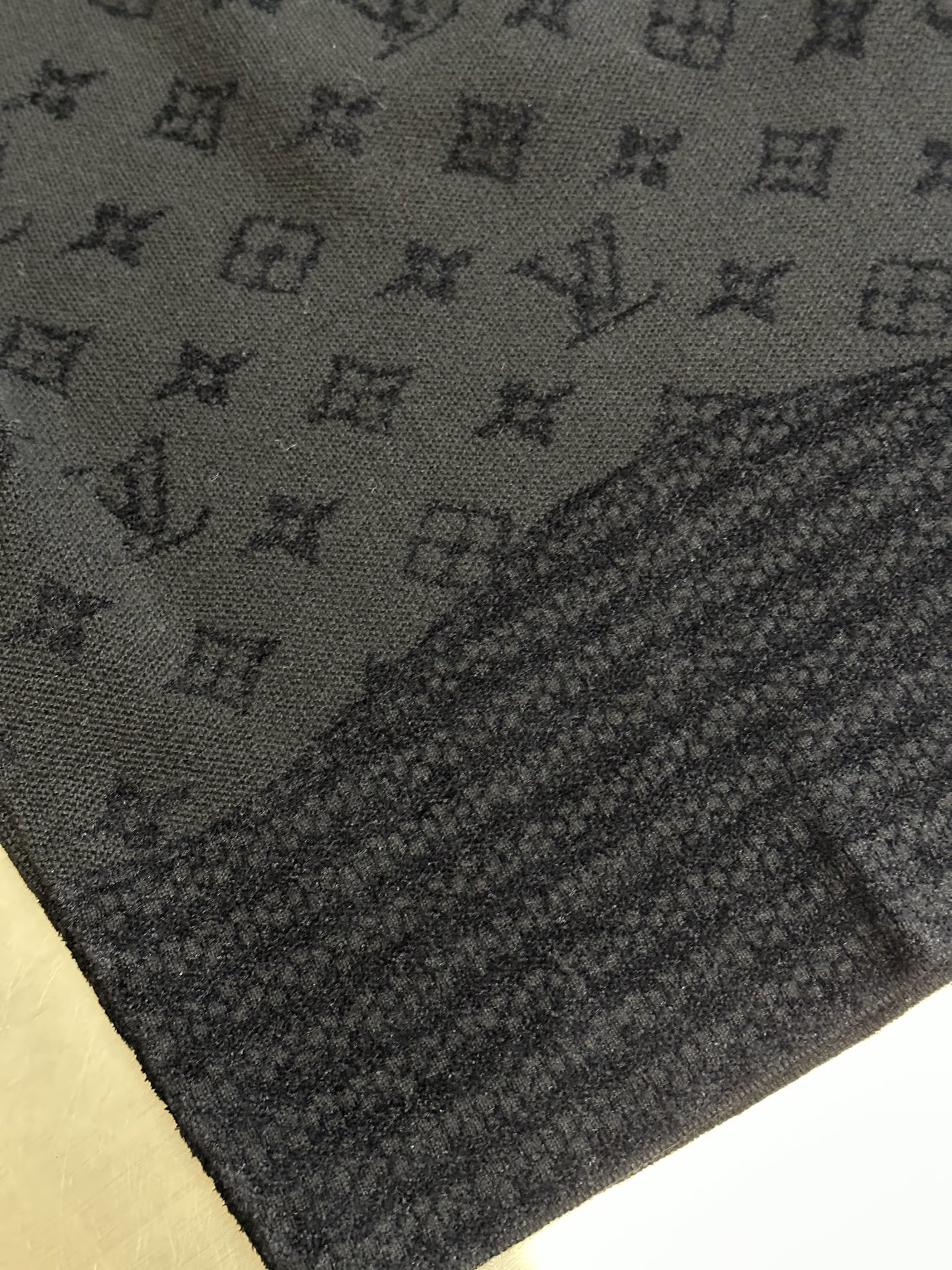 Louis Vuitton Graphic Jacquard Knitted Shorts Black（1AHC59）