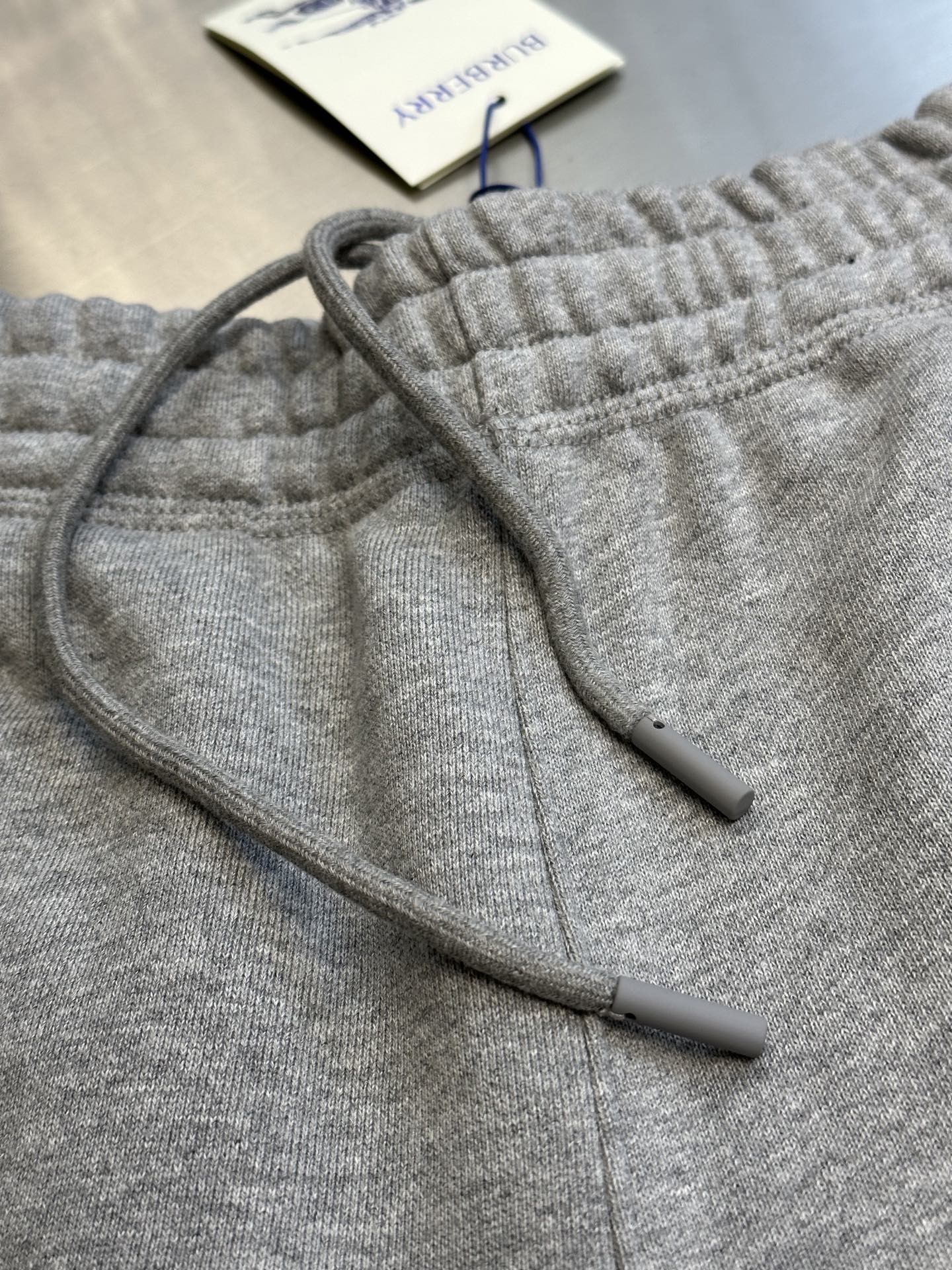 Burberry Check Label Cotton Jogging Pants in Black（81022781）