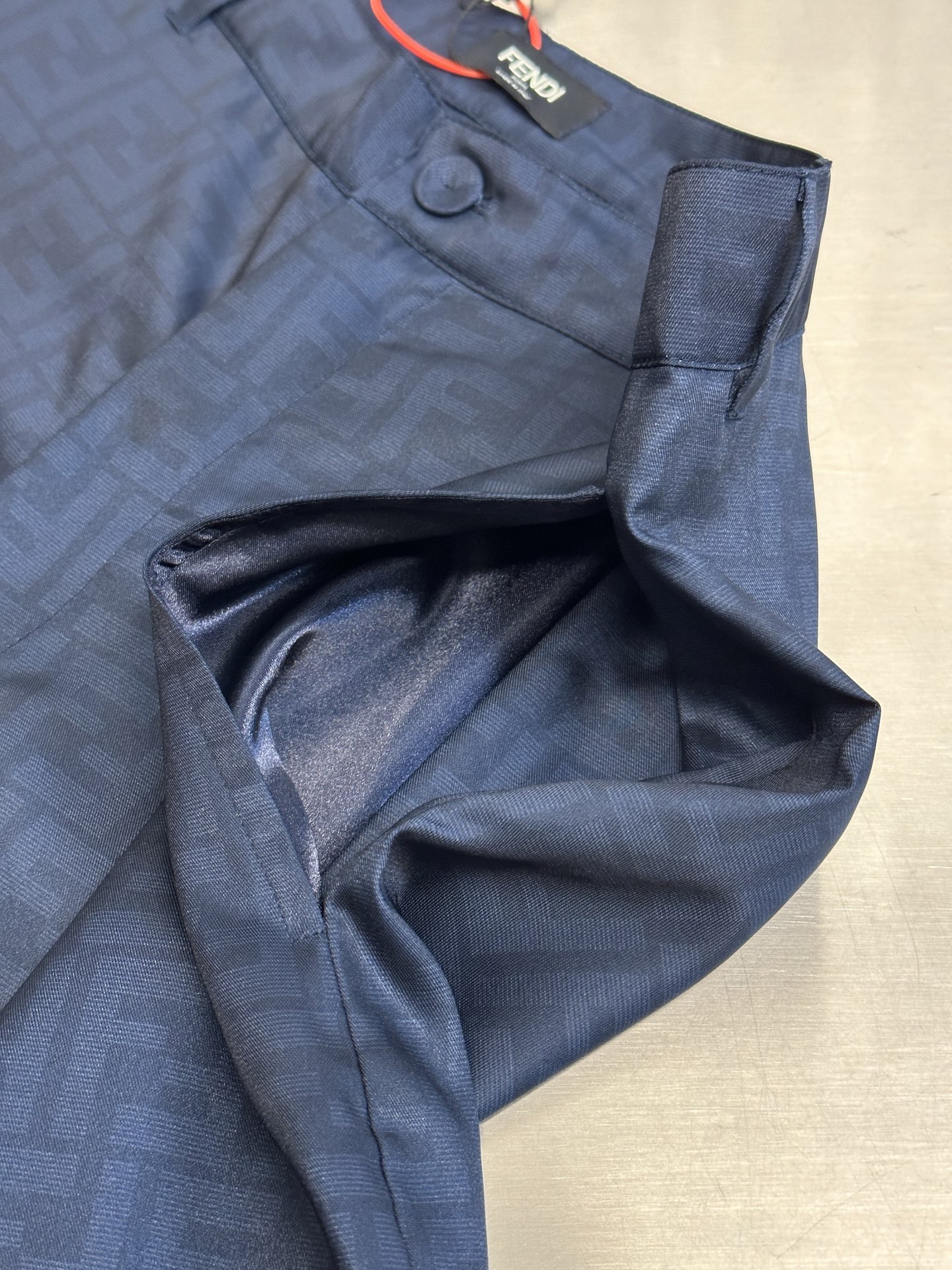 FENDI Men's Bermudas Short Pants in FF Silk "Blue"(FB1014AKEEF0H5A）