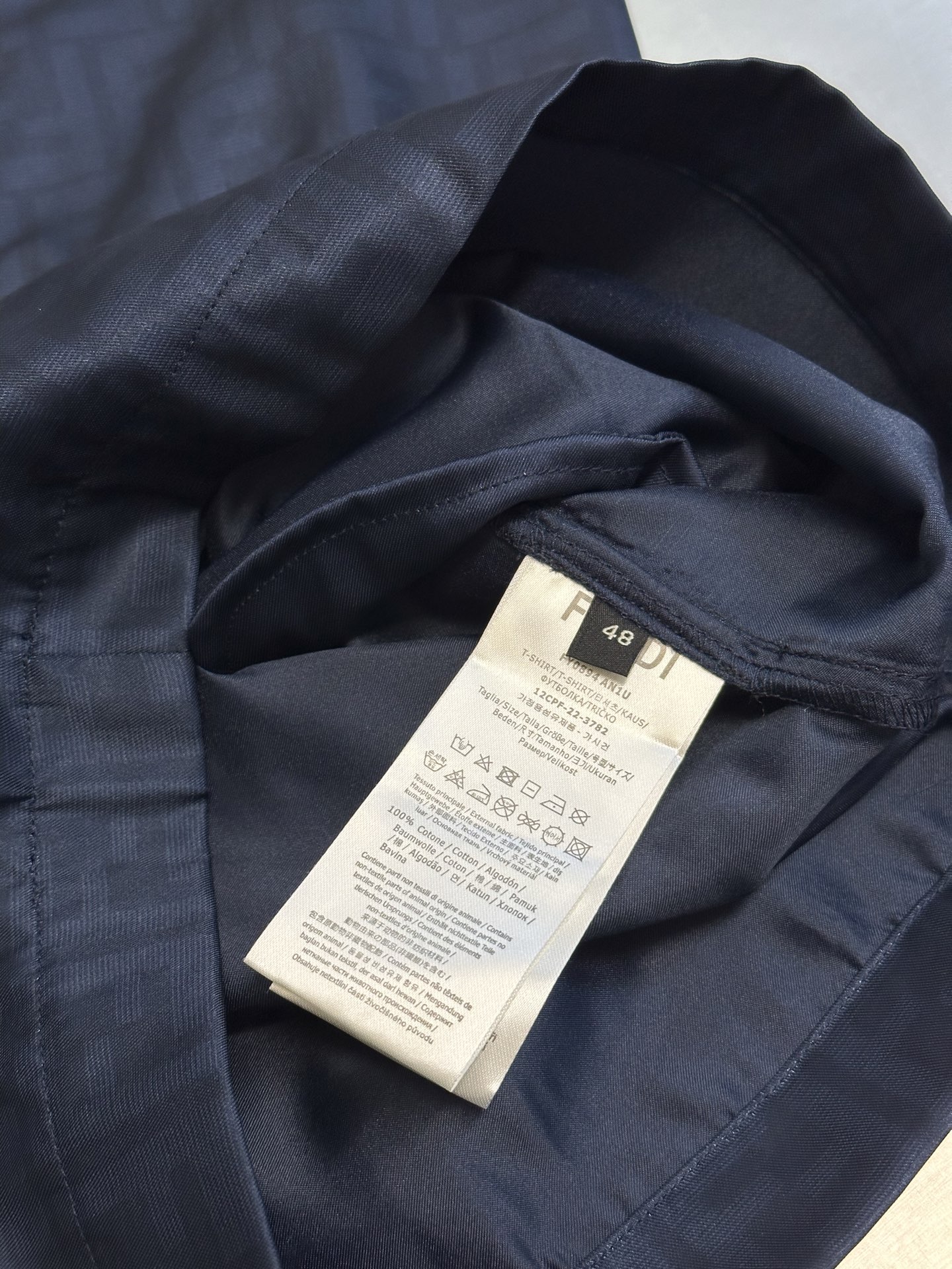 FENDI Men's Bermudas Short Pants in FF Silk "Blue"(FB1014AKEEF0H5A）