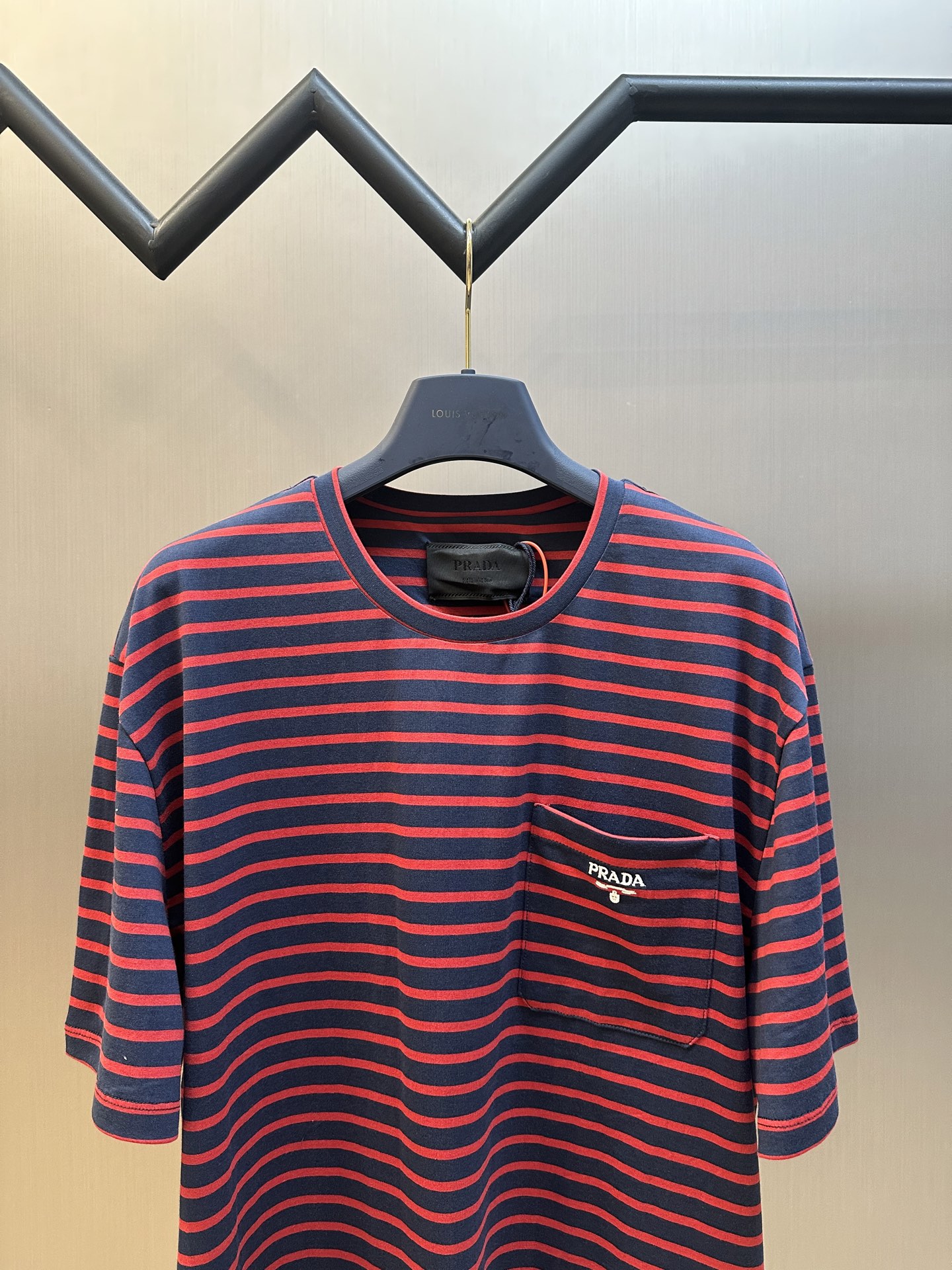 PRADA Striped Cotton Jersey T-Shirt in Blue and White（UJN929-1045-F0UB0-S-OOO）
