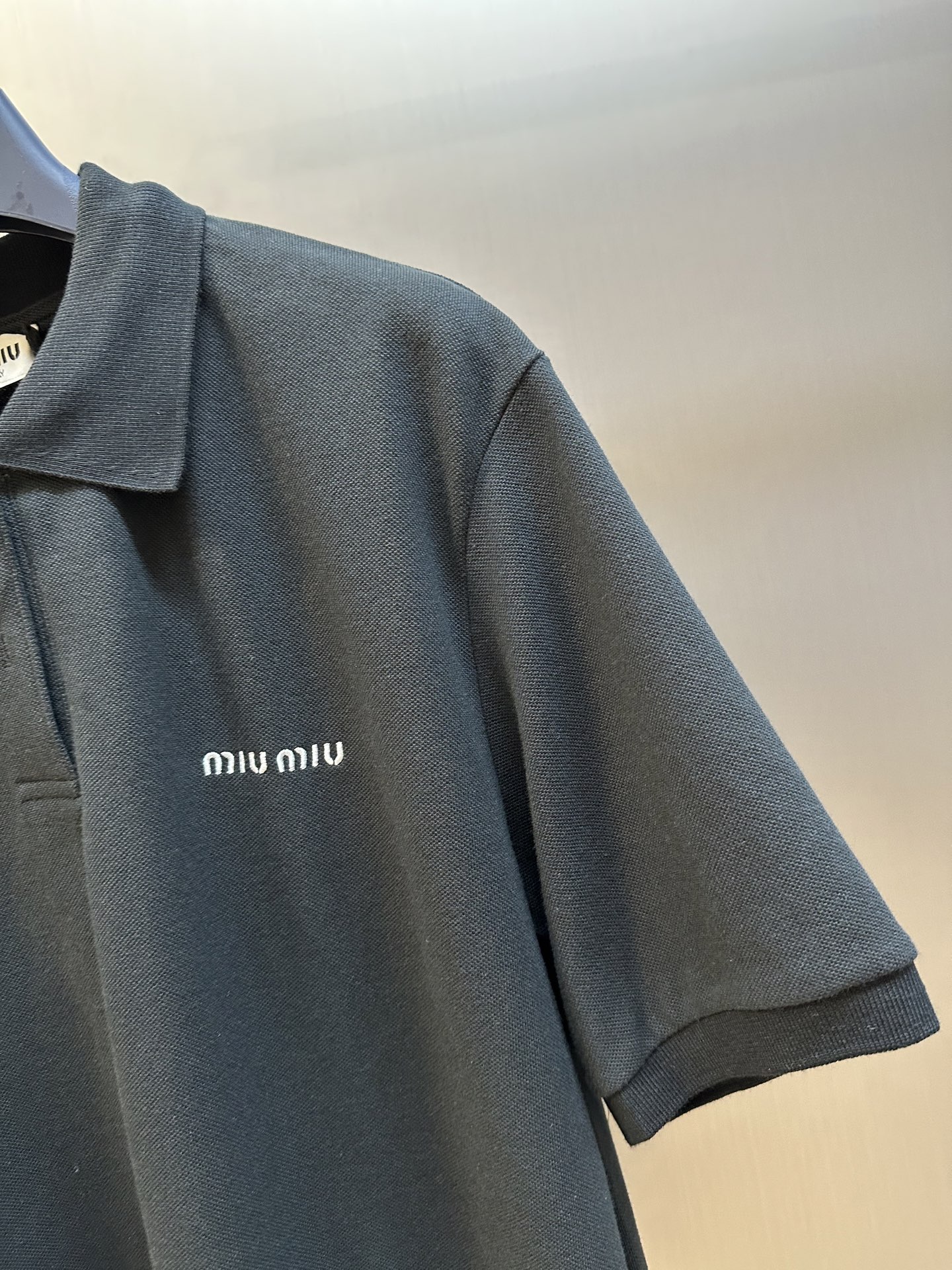 MIUMIU  cotton piqué polo shirt （MJN535-14RW-F0008-S-OOO）