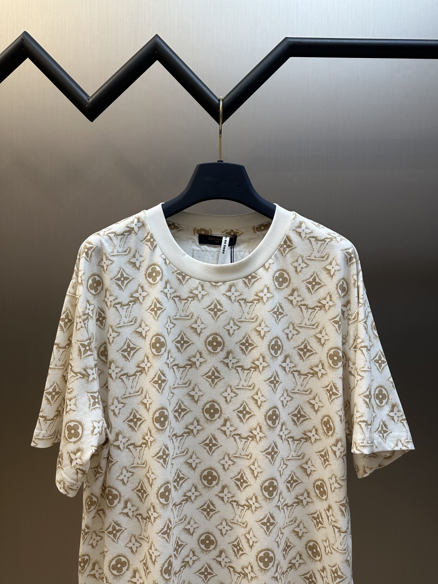 Louis Vuitton Monogram T-shirt（1ABJEA）