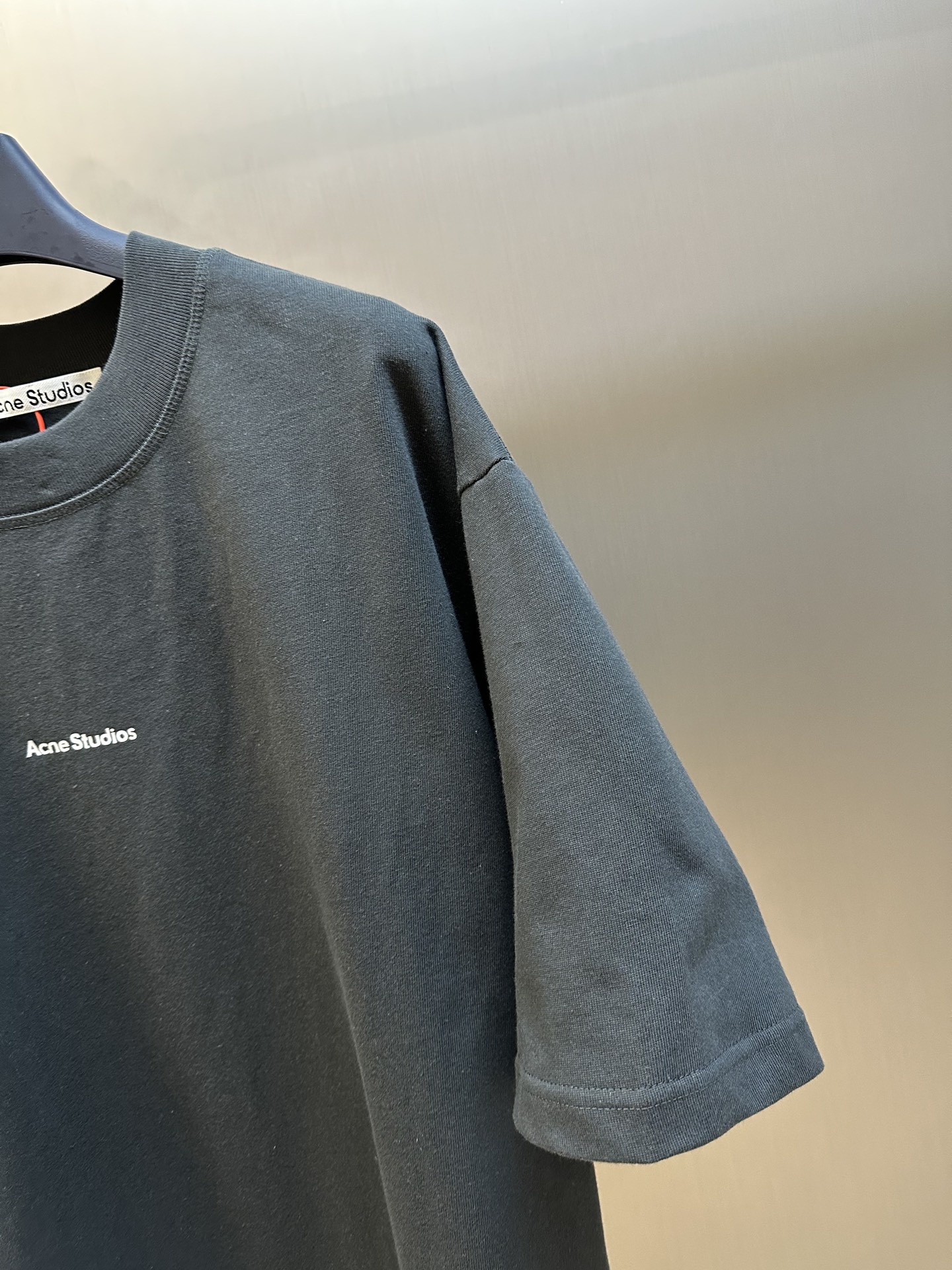 Acne Studios Men's T-Shirt (BL0278-900）