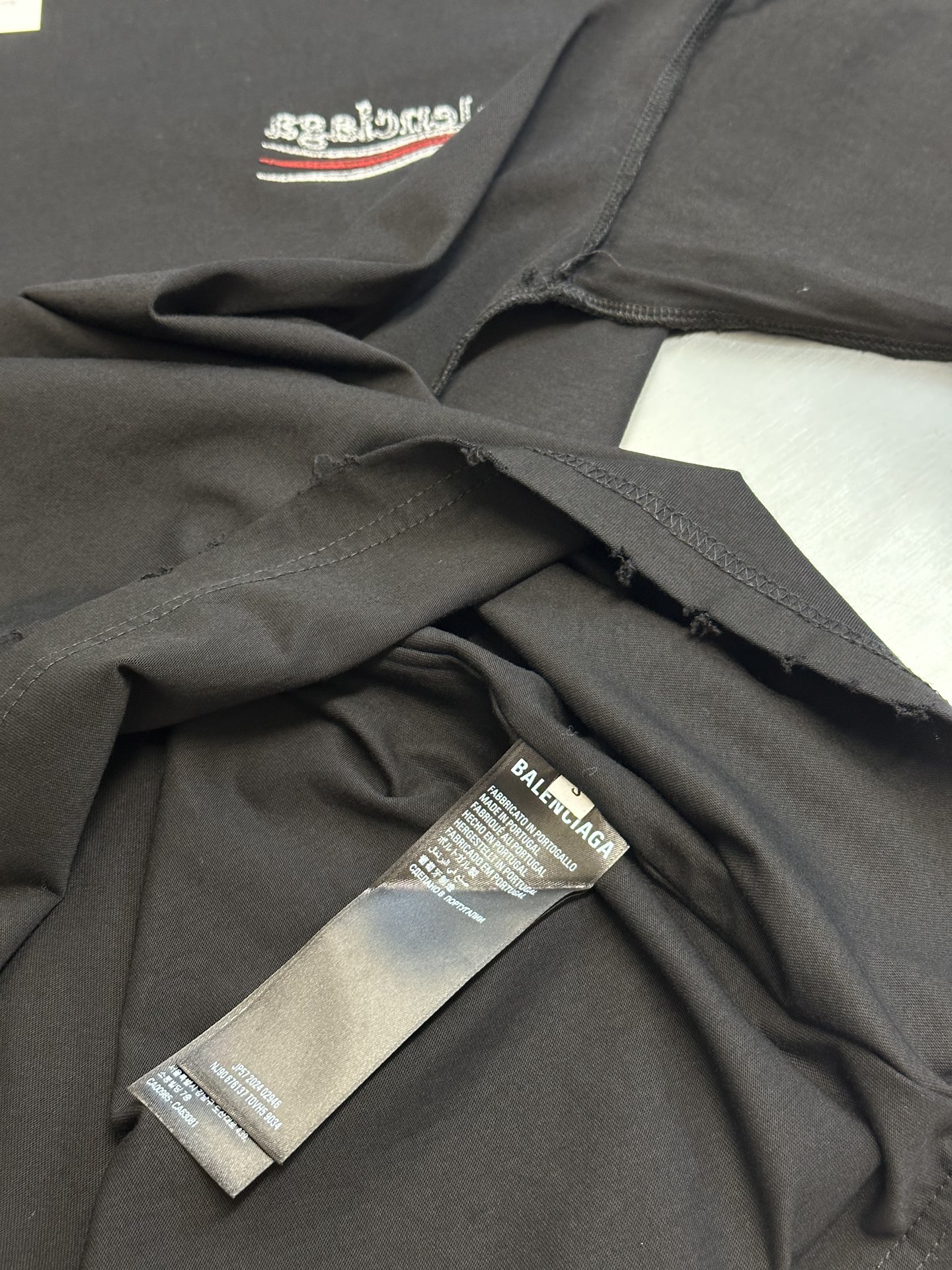 BALENCIAGA INSIDE OUT LARGE FIT T-SHIRT（830247TSVF39668）