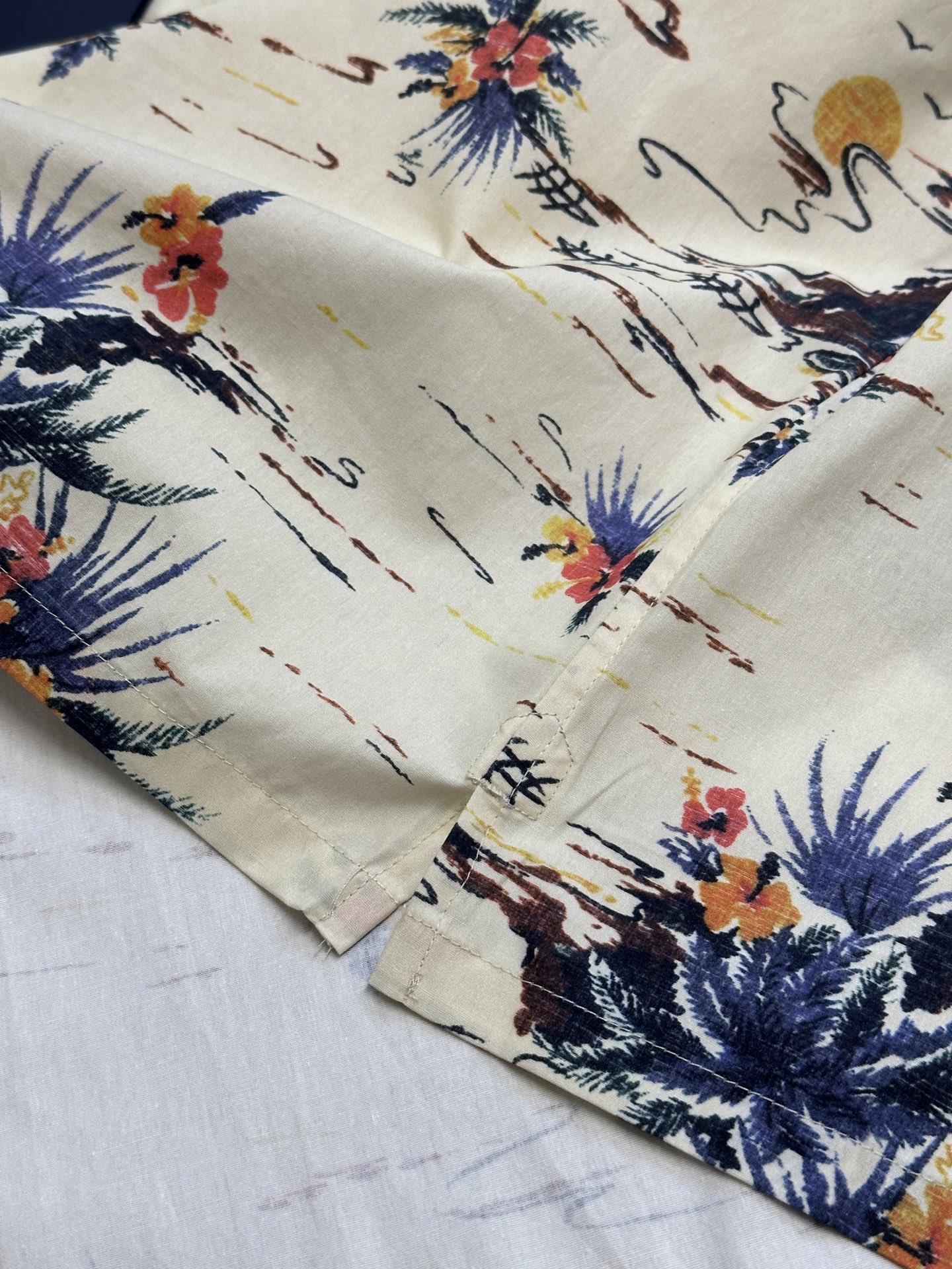 Prada Short-Sleeved Printed Cotton Shirt (POIZON20241205725）