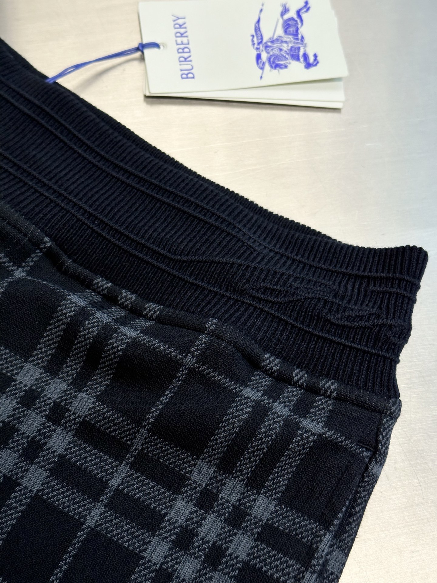 Burberry Check Stretch Cotton Blend Shorts（81018971）