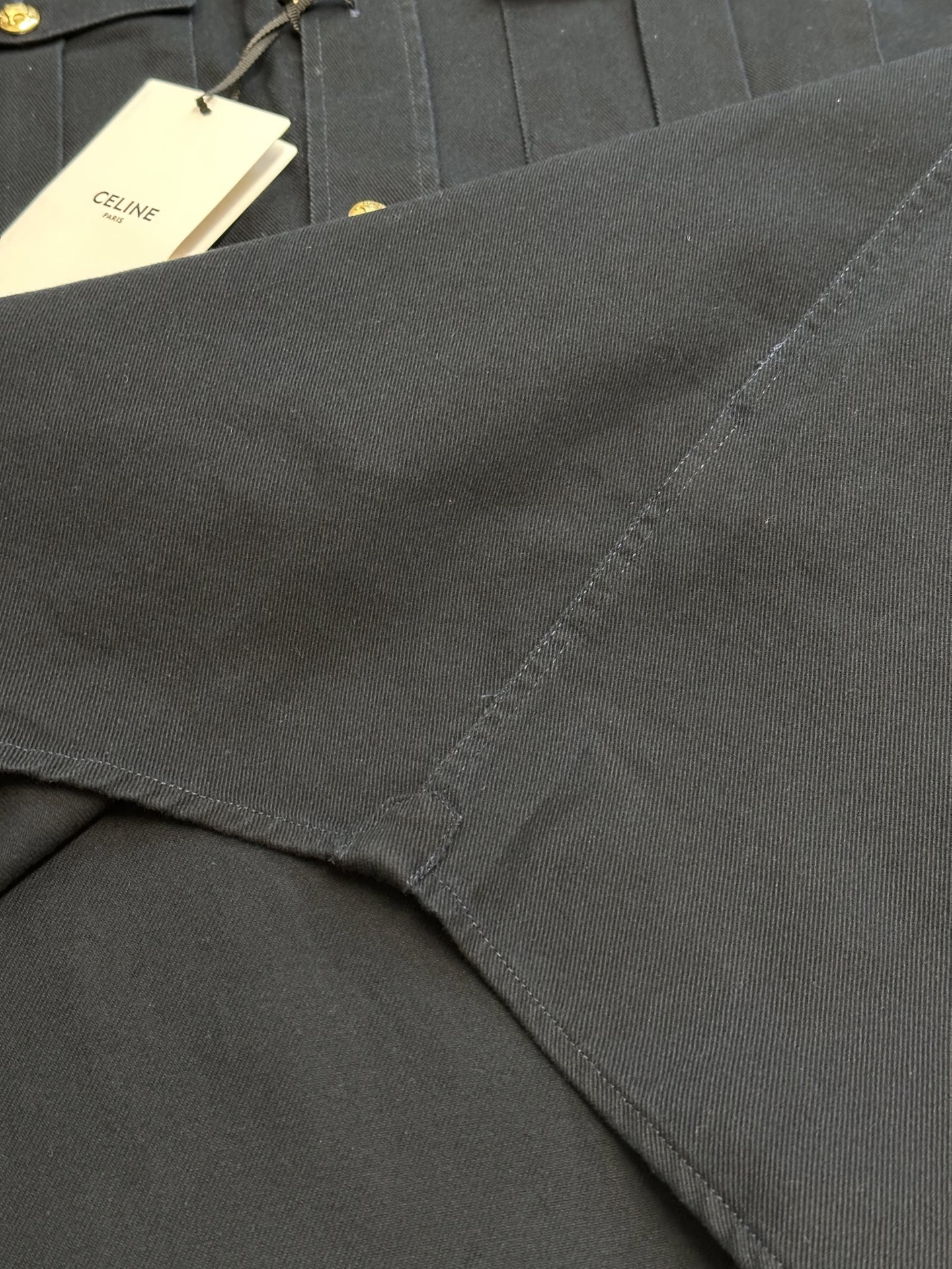 CELINE Men's Military Shirt in Cotton Wool Twill "Navy" (RC055364F-07MR）