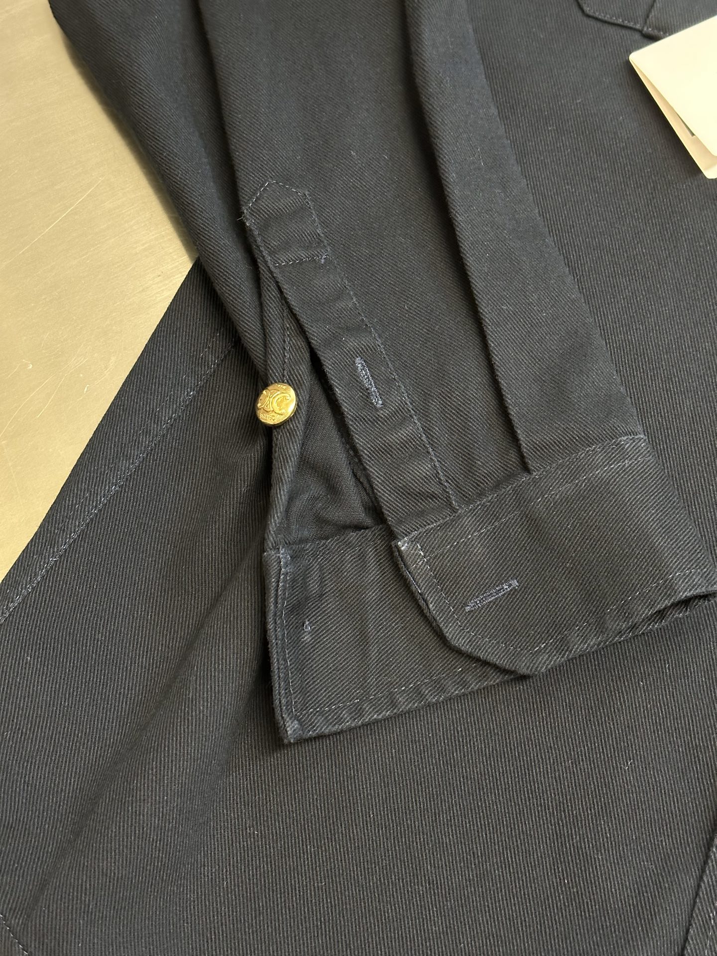 CELINE Men's Military Shirt in Cotton Wool Twill "Navy" (RC055364F-07MR）